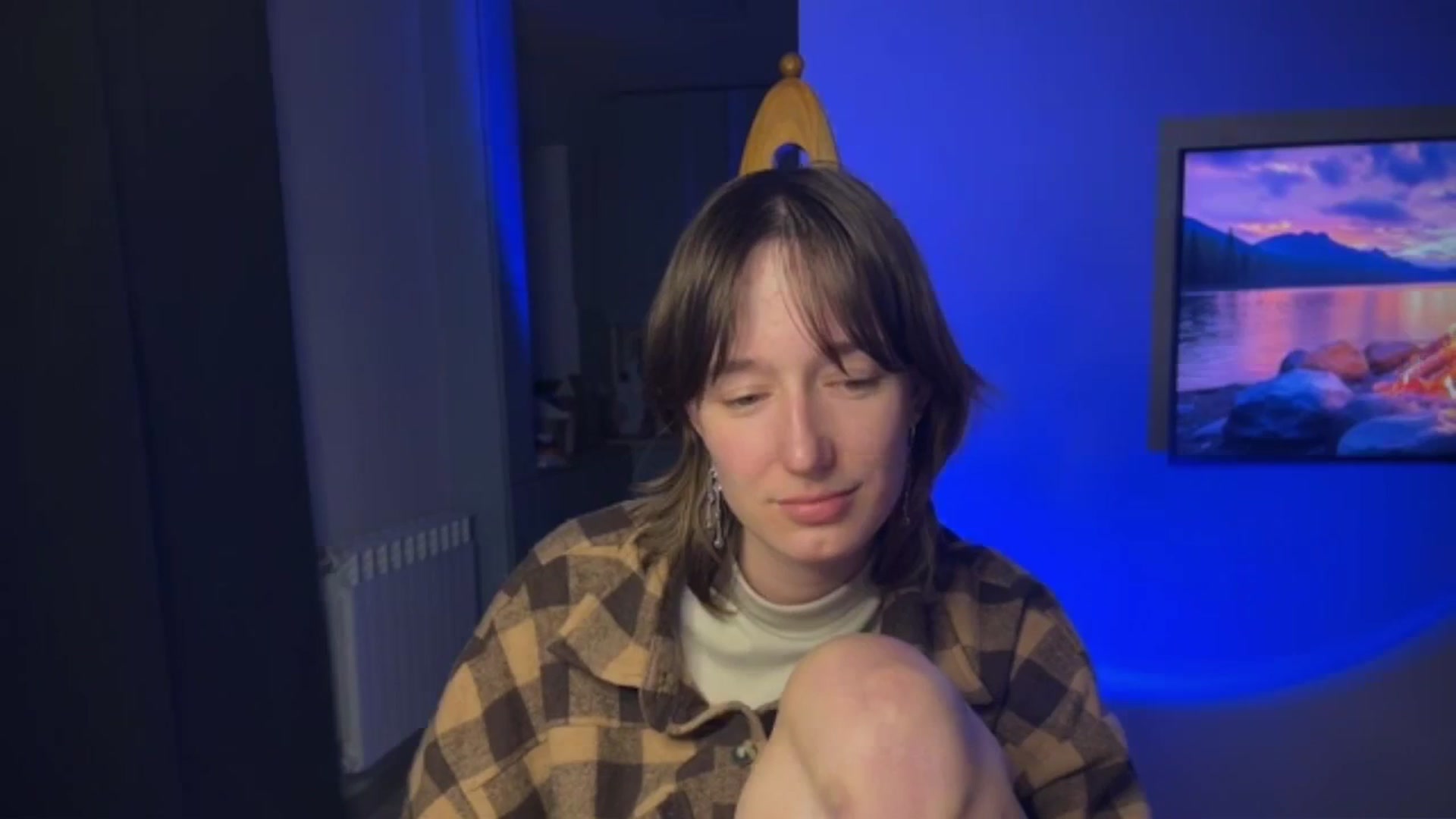 Gallery image thumbnail from LoooneyTunes's myfreecams stream on, 04/27/2026, 23:00 image 19 of 20