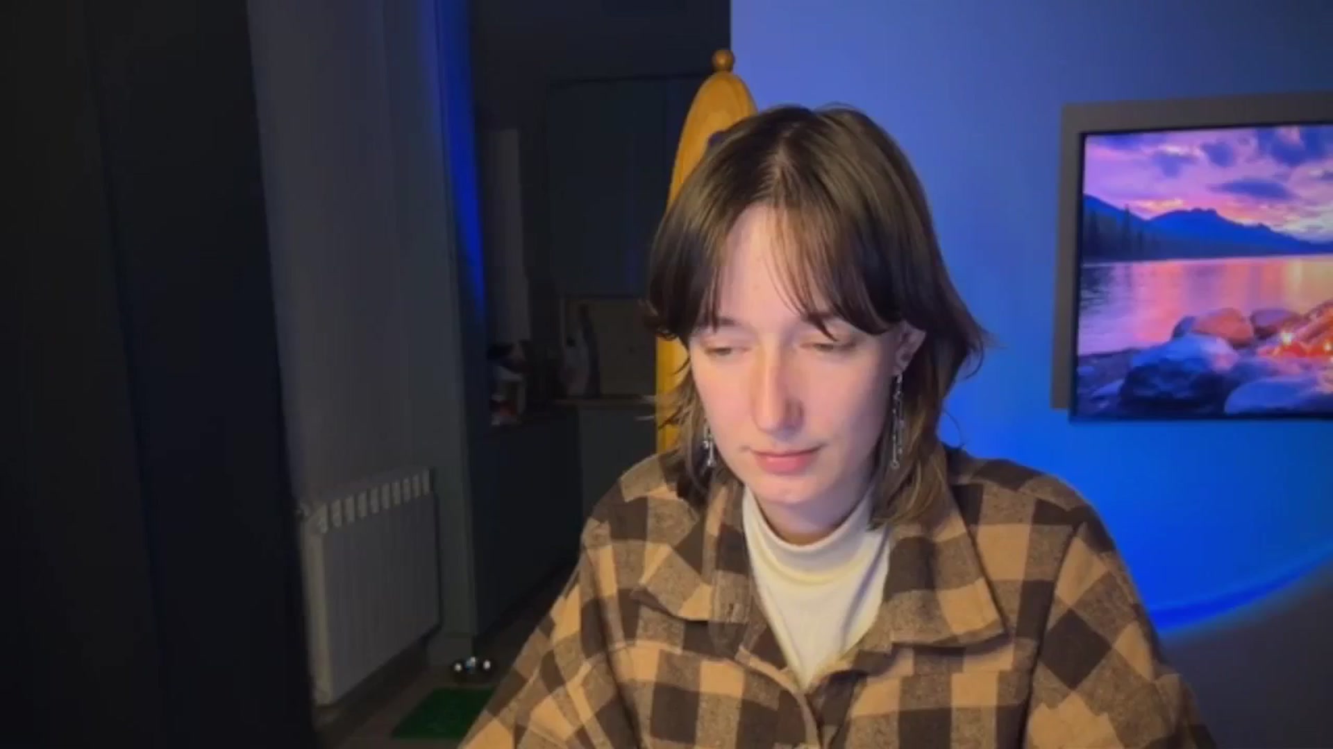 Gallery image thumbnail from LoooneyTunes's myfreecams stream on, 04/27/2026, 23:00 image 11 of 20