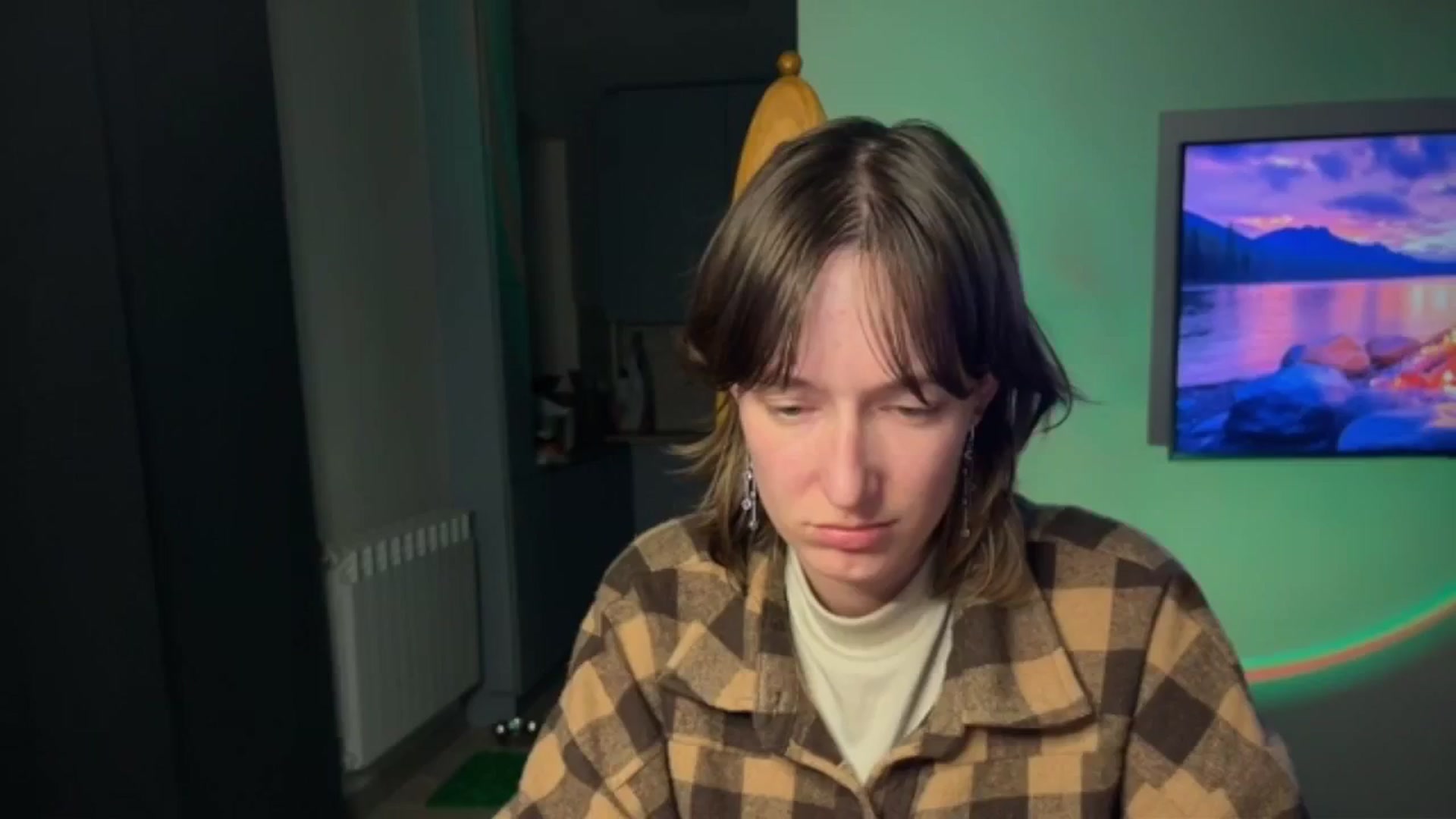 Gallery image thumbnail from LoooneyTunes's myfreecams stream on, 04/27/2026, 23:00 image 9 of 20
