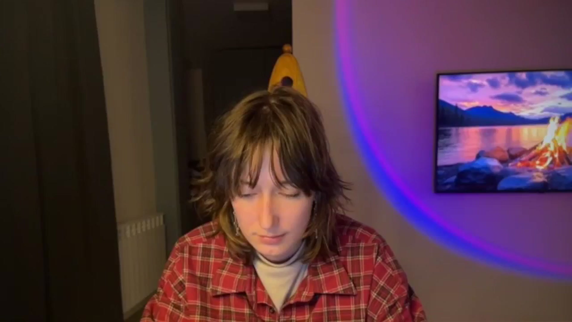 Gallery image thumbnail from LoooneyTunes's myfreecams stream on, 04/28/2026, 23:34 image 4 of 20