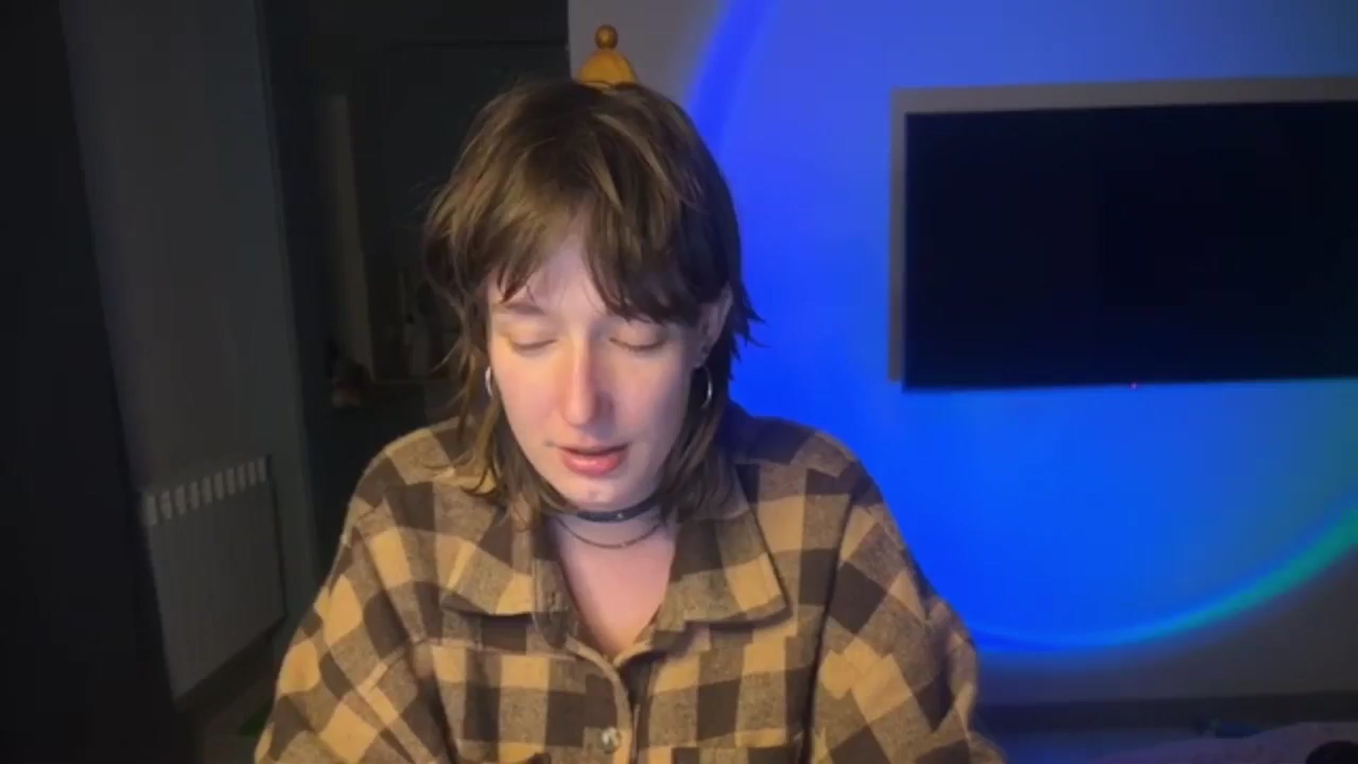 Gallery image thumbnail from LoooneyTunes's myfreecams stream on, 04/30/2026, 23:53 image 19 of 20