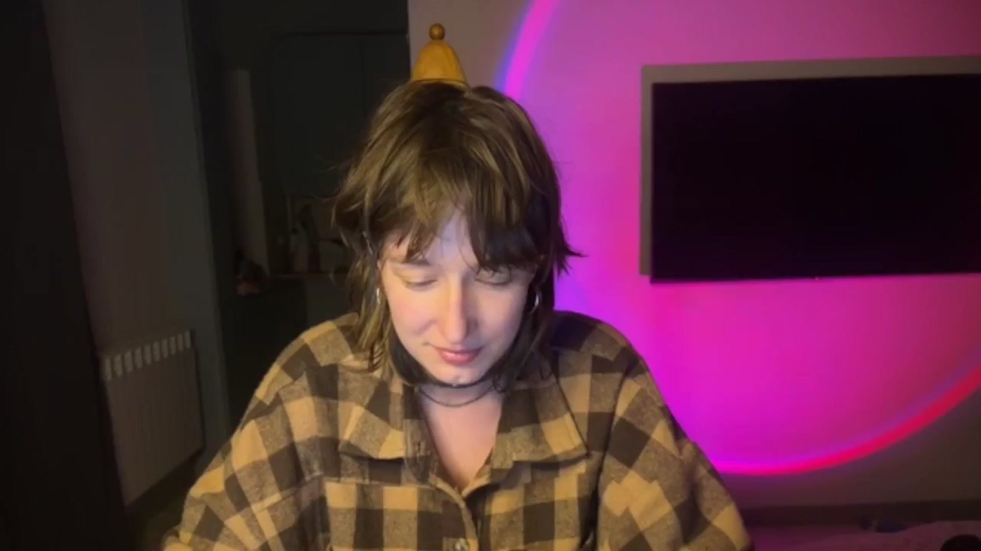 Gallery image thumbnail from LoooneyTunes's myfreecams stream on, 04/30/2026, 23:53 image 2 of 20