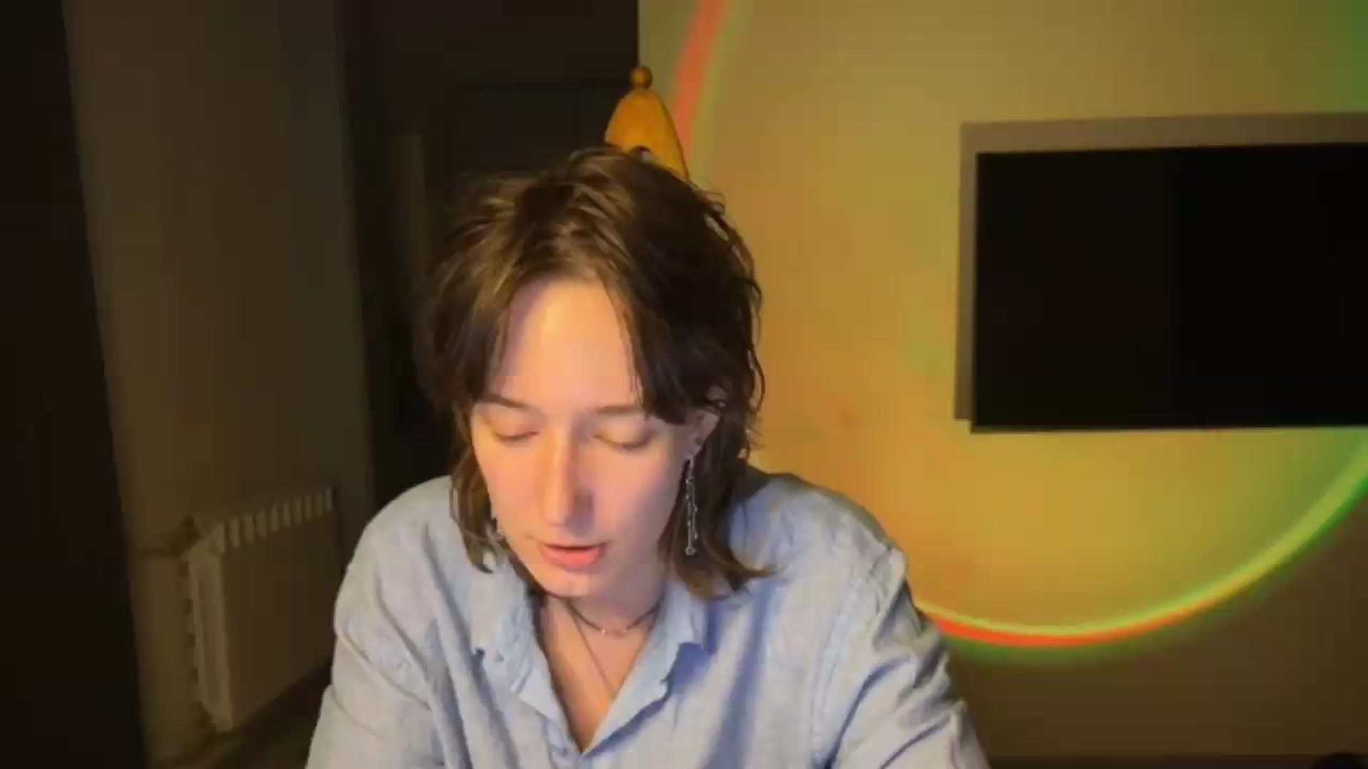 Gallery image thumbnail from LoooneyTunes's myfreecams stream on, 05/07/2026, 22:04 image 5 of 20
