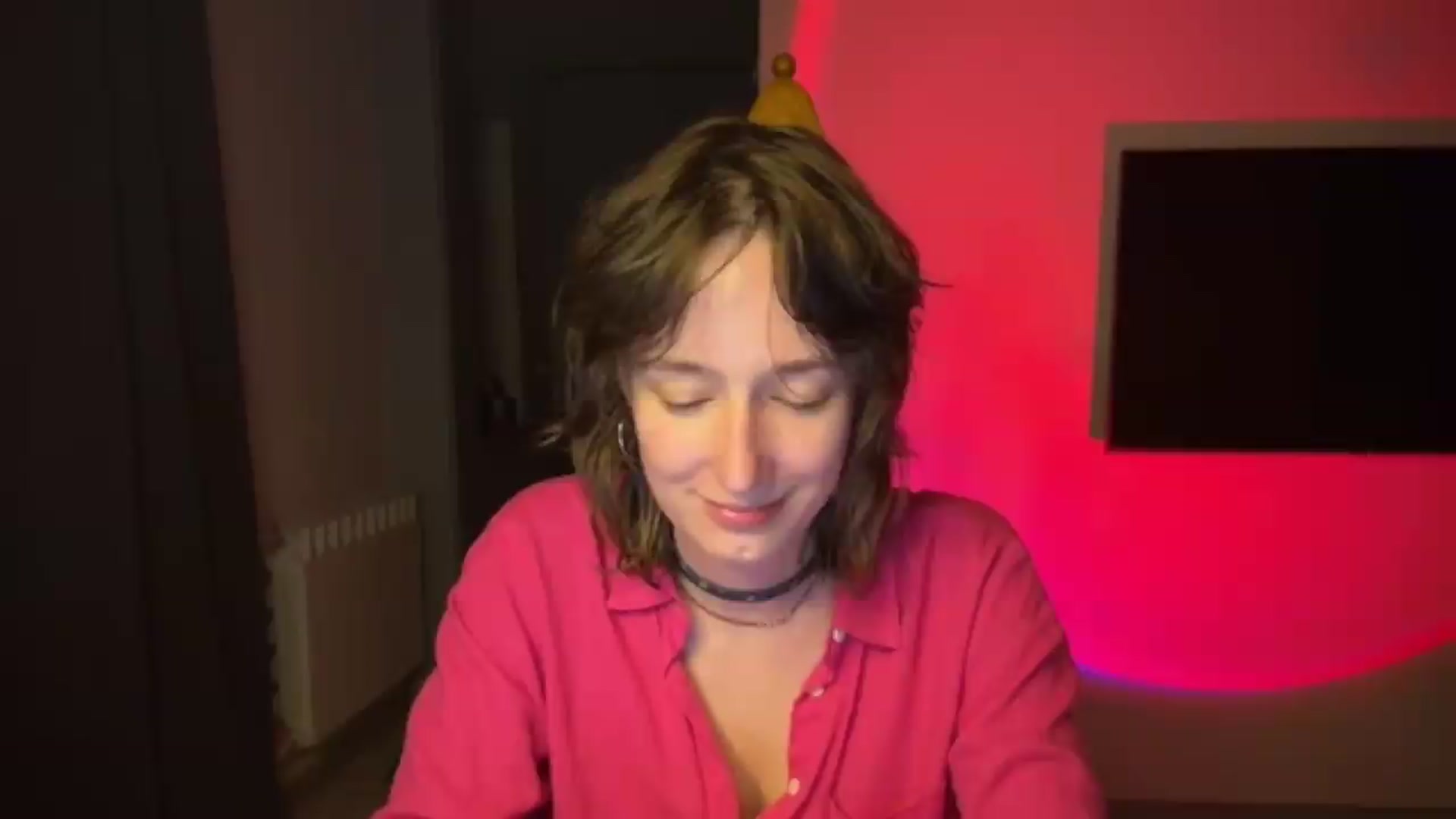 Gallery image thumbnail from LoooneyTunes's myfreecams stream on, 05/09/2026, 23:00 image 18 of 20