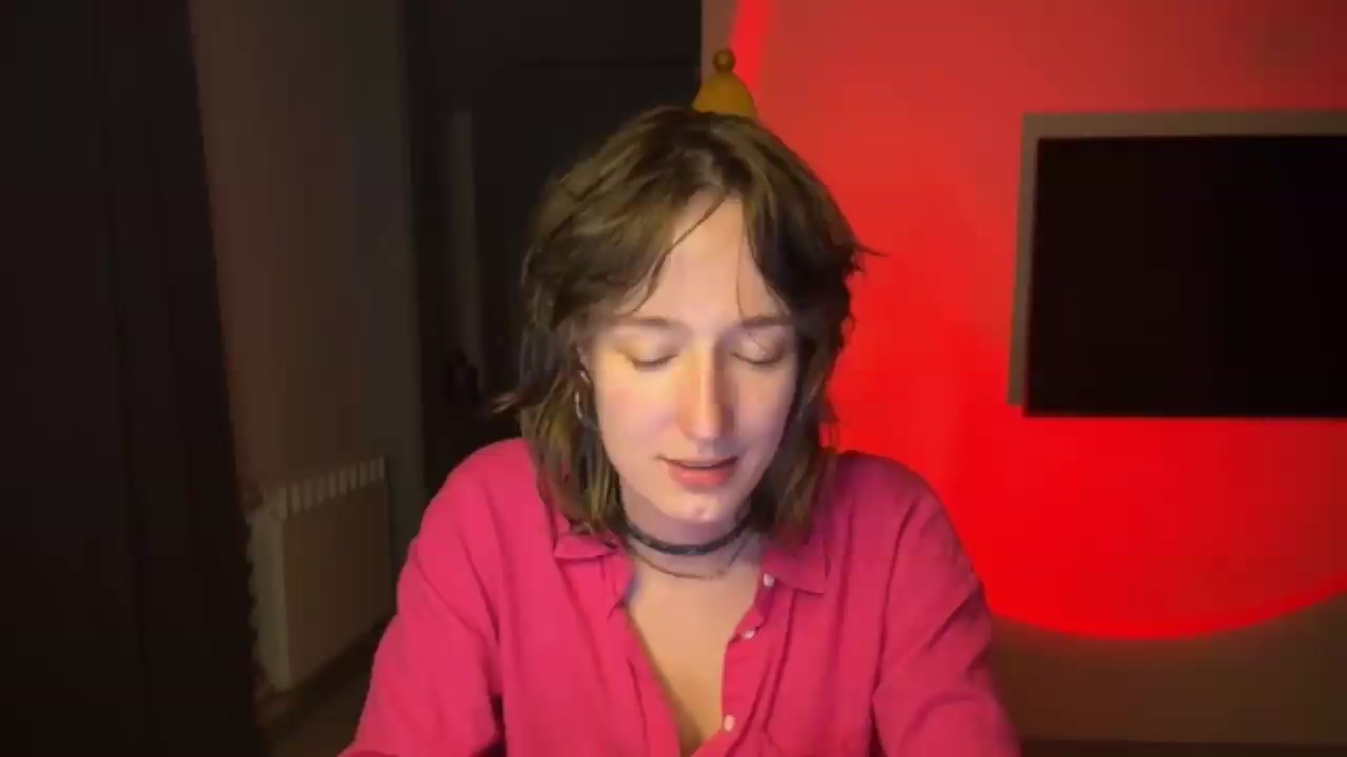 Gallery image thumbnail from LoooneyTunes's myfreecams stream on, 05/09/2026, 23:00 image 17 of 20