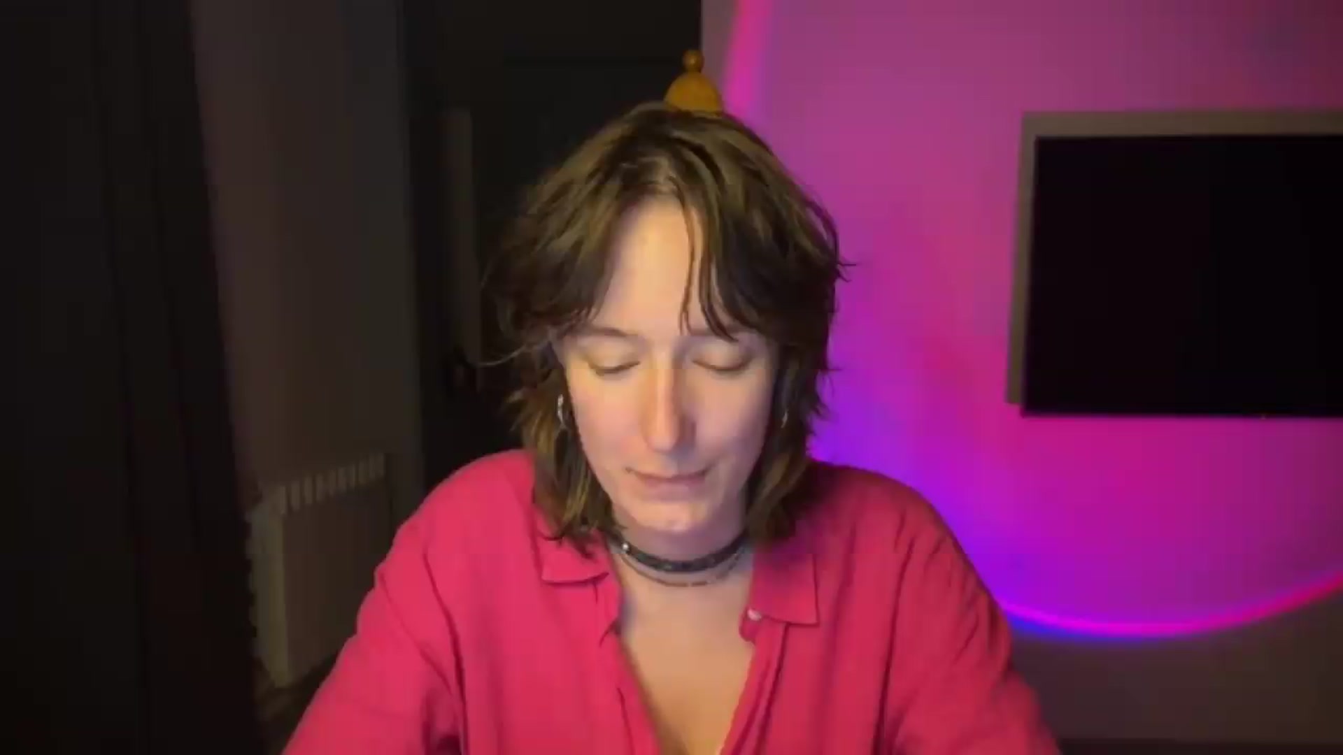Gallery image thumbnail from LoooneyTunes's myfreecams stream on, 05/09/2026, 23:51 image 19 of 20