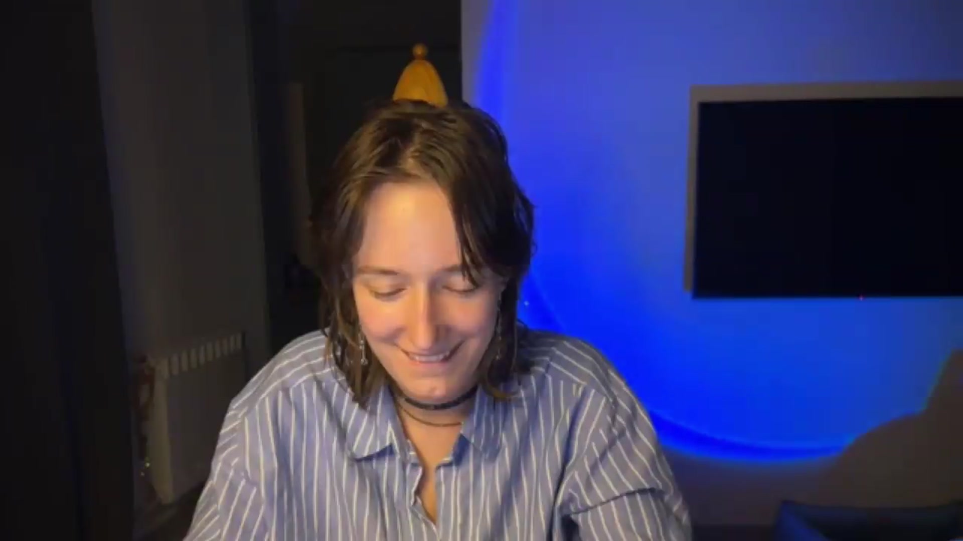 Gallery image thumbnail from LoooneyTunes's myfreecams stream on, 05/17/2026, 18:47 image 13 of 20