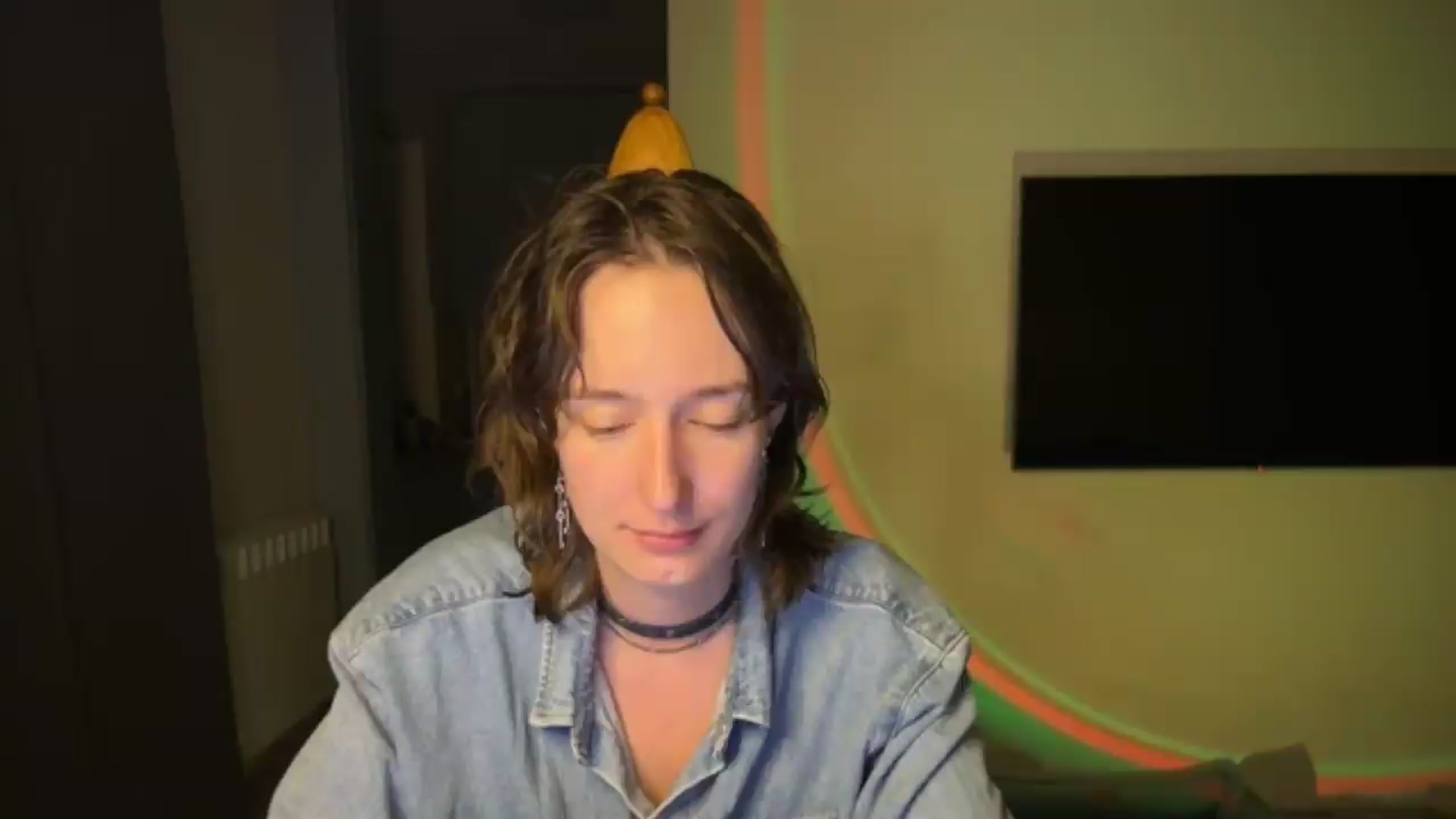 Gallery image thumbnail from LoooneyTunes's myfreecams stream on, 05/23/2026, 24:54 image 20 of 20