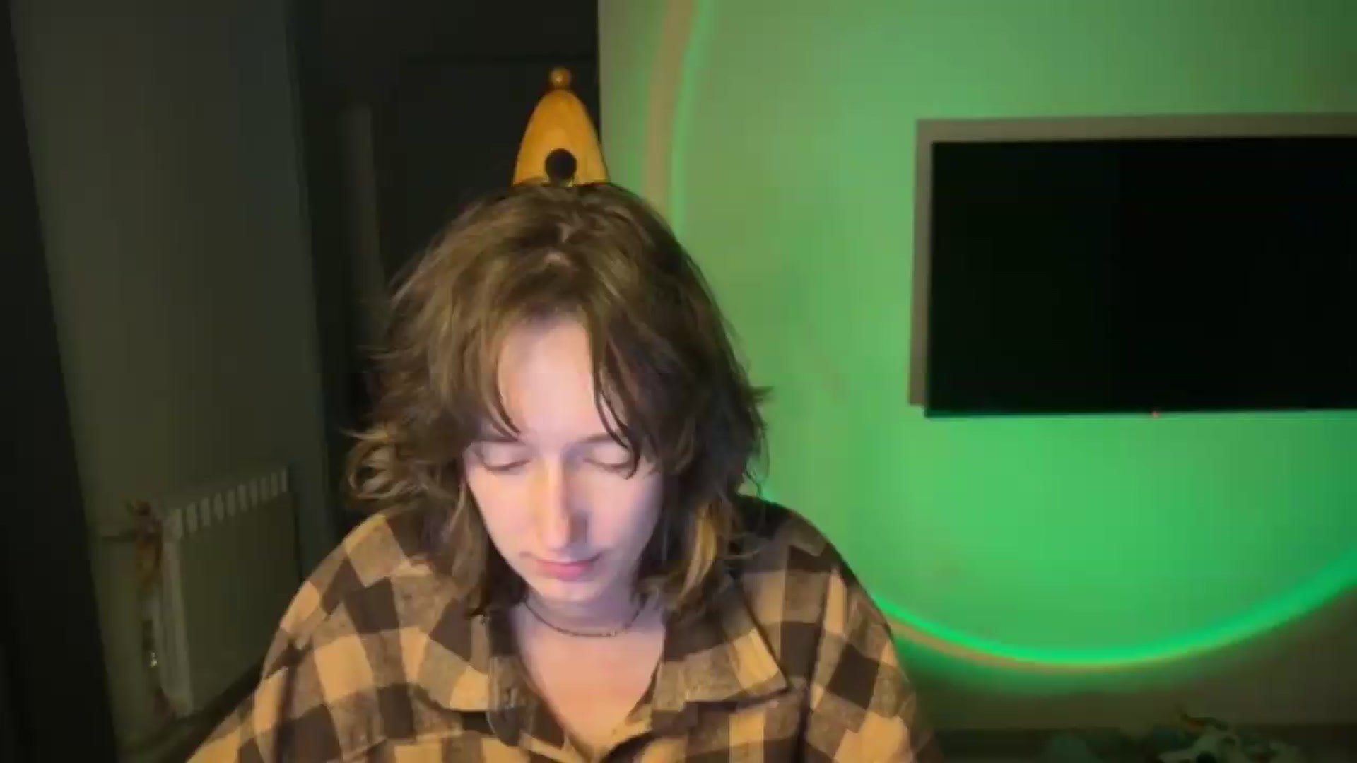 Gallery image thumbnail from LoooneyTunes's myfreecams stream on, 05/29/2026, 01:11 image 4 of 20