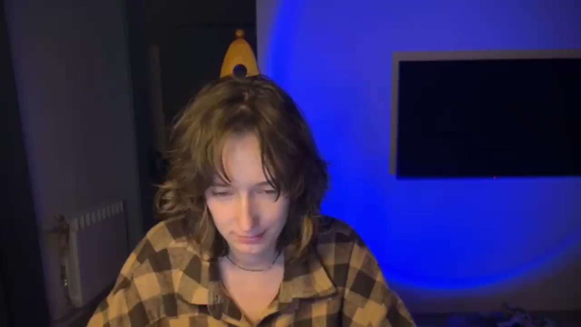 Gallery image thumbnail from LoooneyTunes's myfreecams stream on, 05/29/2026, 01:11 image 7 of 20
