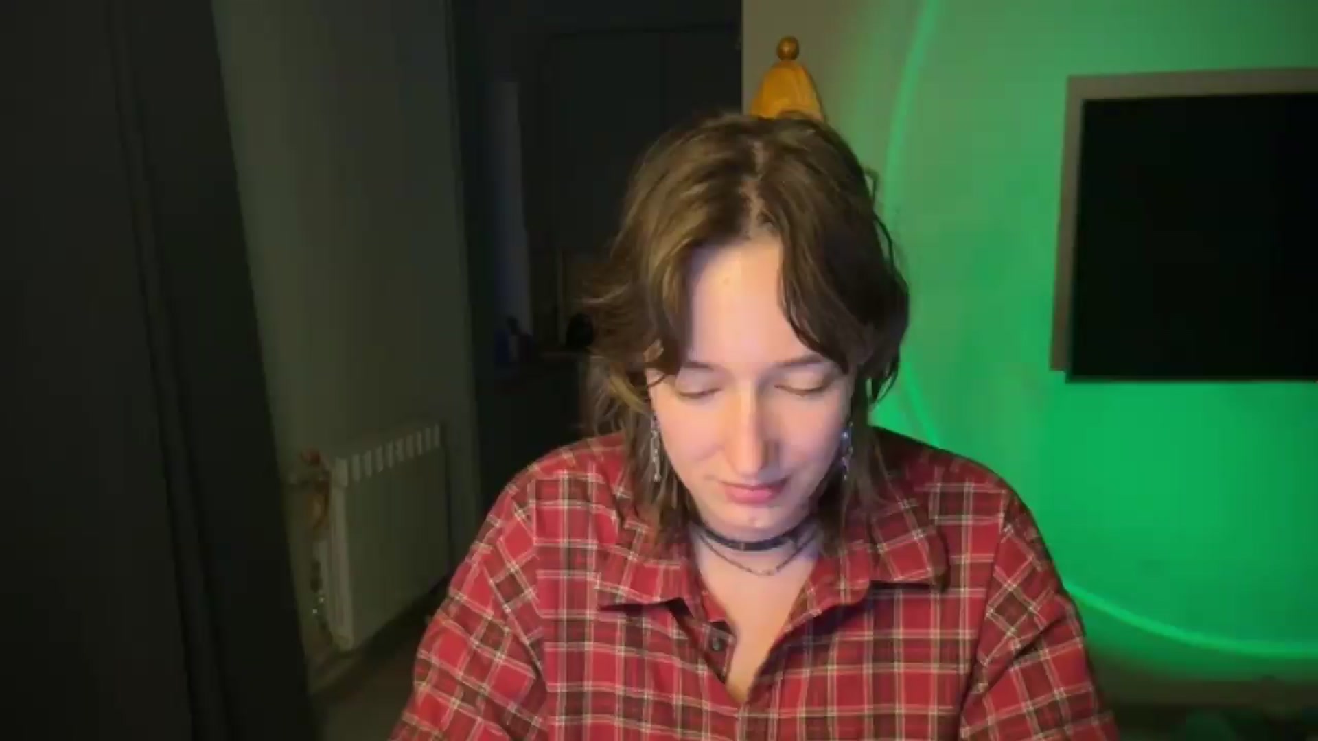 Gallery image thumbnail from LoooneyTunes's myfreecams stream on, 05/29/2026, 18:47 image 18 of 20