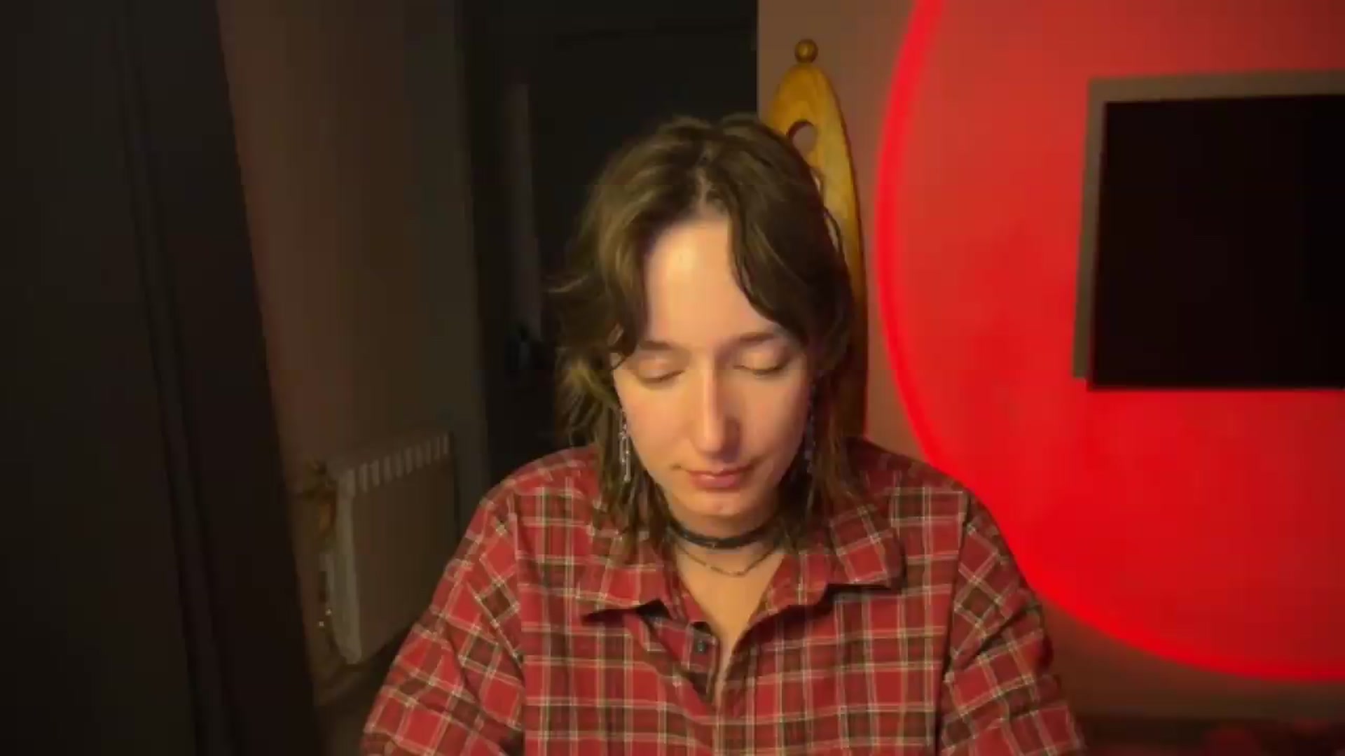Gallery image thumbnail from LoooneyTunes's myfreecams stream on, 05/29/2026, 18:47 image 19 of 20