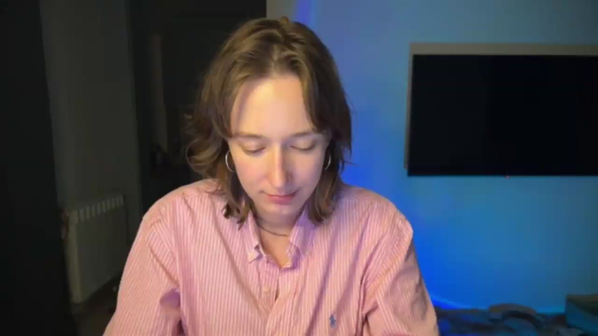 Gallery image thumbnail from LoooneyTunes's myfreecams stream on, 06/05/2026, 23:27 image 11 of 20