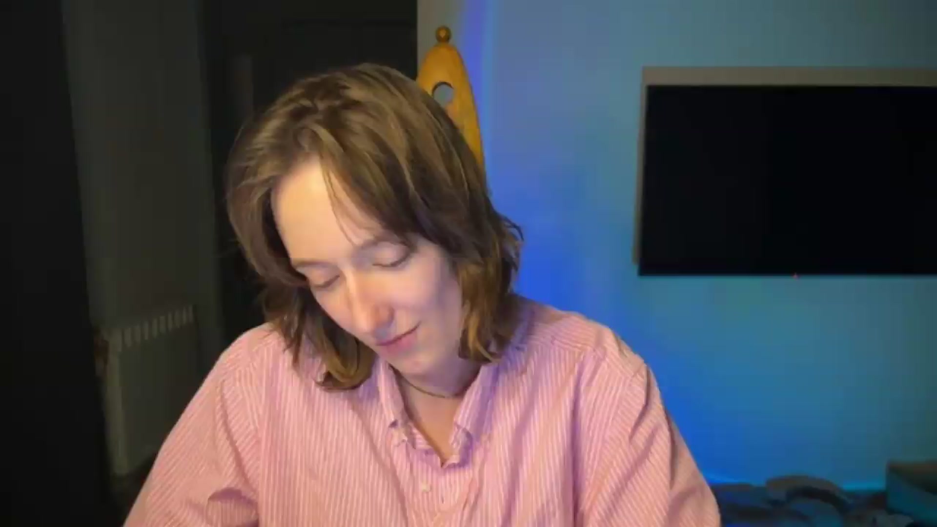Gallery image thumbnail from LoooneyTunes's myfreecams stream on, 06/06/2026, 24:30 image 5 of 20