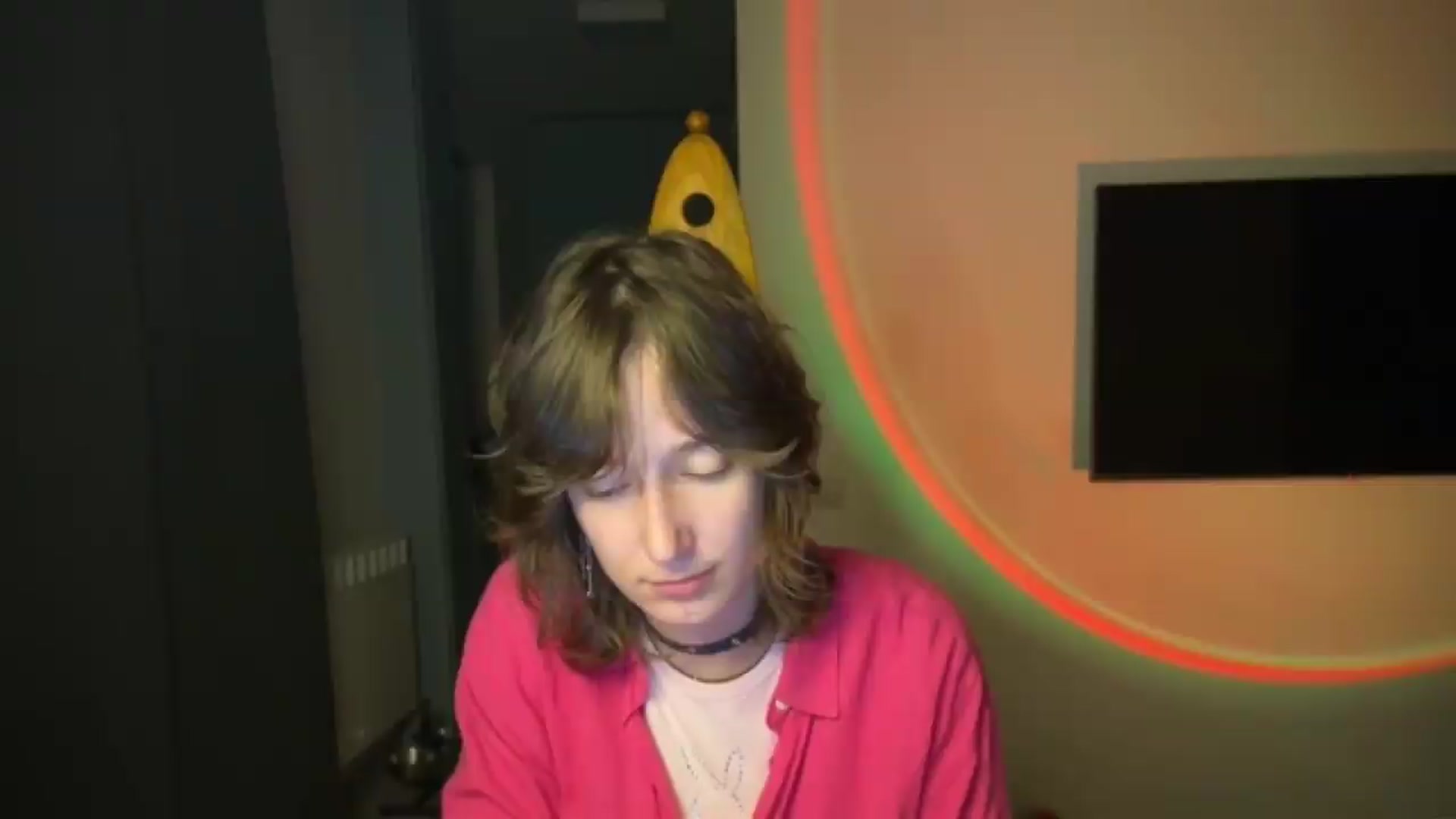 Gallery image thumbnail from LoooneyTunes's myfreecams stream on, 06/09/2026, 24:57 image 11 of 20