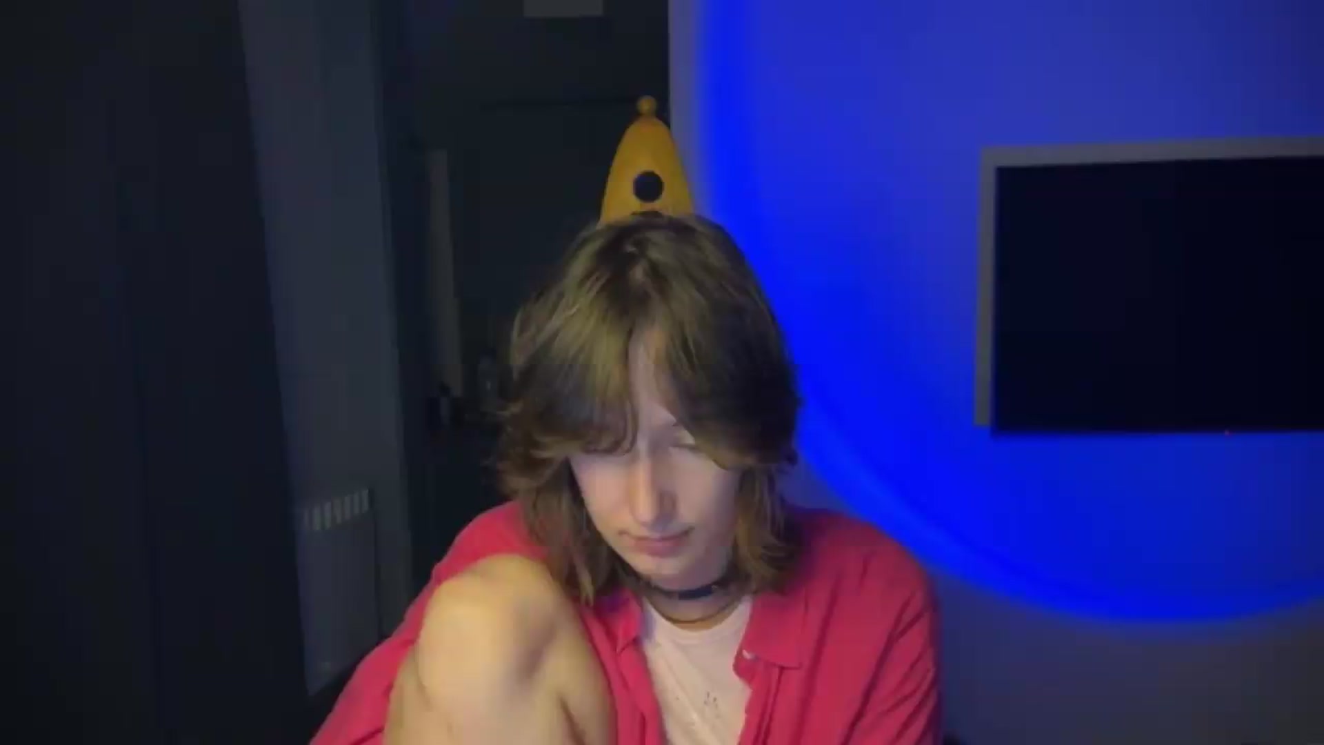 Gallery image thumbnail from LoooneyTunes's myfreecams stream on, 06/09/2026, 24:57 image 16 of 20