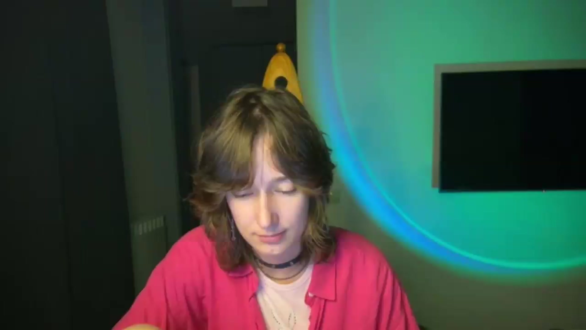 Gallery image thumbnail from LoooneyTunes's myfreecams stream on, 06/09/2026, 24:57 image 15 of 20
