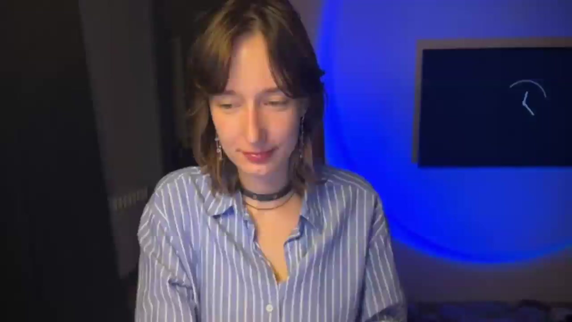 Gallery image thumbnail from LoooneyTunes's myfreecams stream on, 06/09/2026, 21:45 image 7 of 20