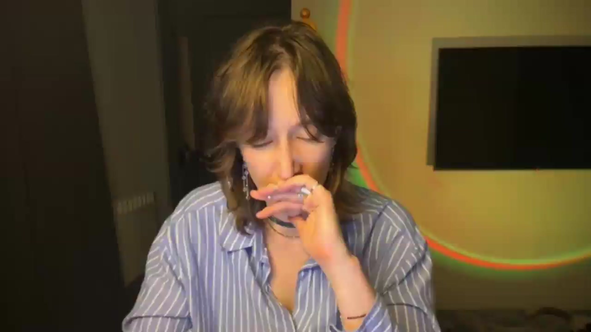Gallery image thumbnail from LoooneyTunes's myfreecams stream on, 06/09/2026, 22:53 image 17 of 20