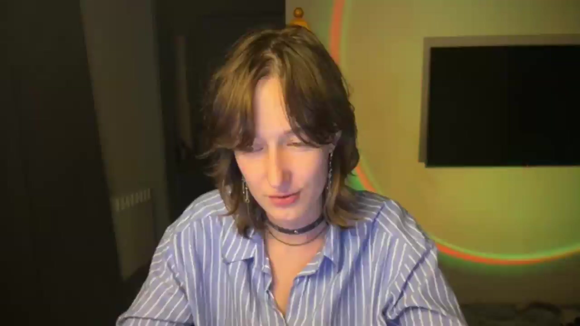 Gallery image thumbnail from LoooneyTunes's myfreecams stream on, 06/09/2026, 22:53 image 13 of 20