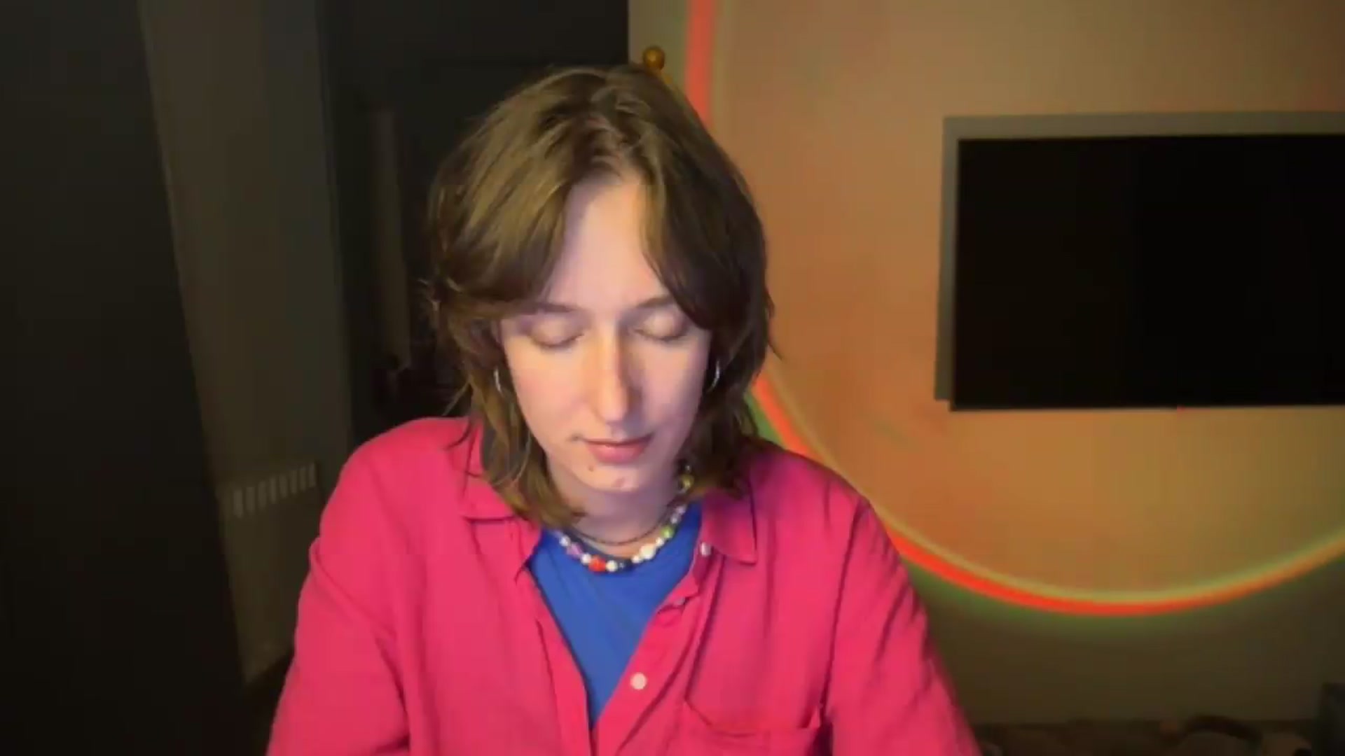 Gallery image thumbnail from LoooneyTunes's myfreecams stream on, 06/10/2026, 23:44 image 18 of 20