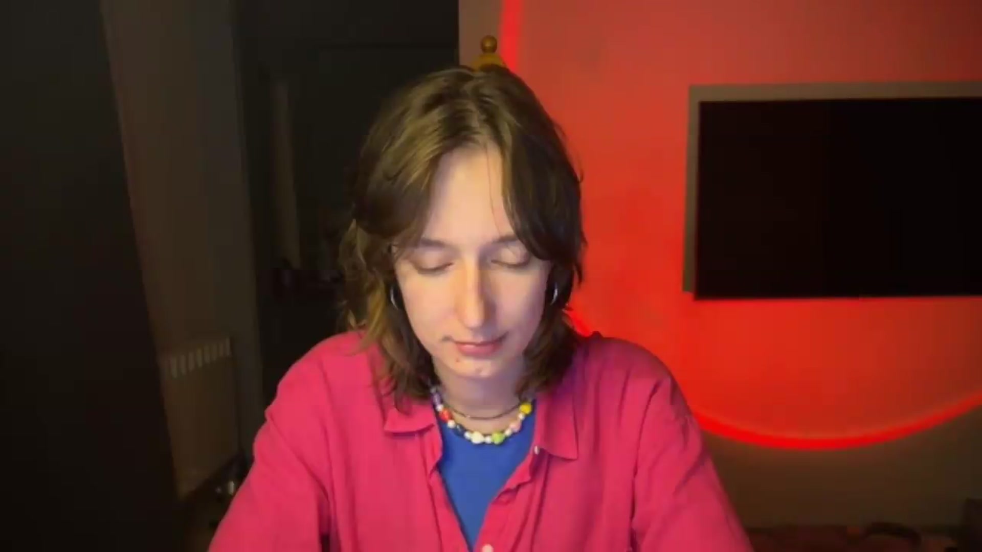 Gallery image thumbnail from LoooneyTunes's myfreecams stream on, 06/10/2026, 23:44 image 7 of 20