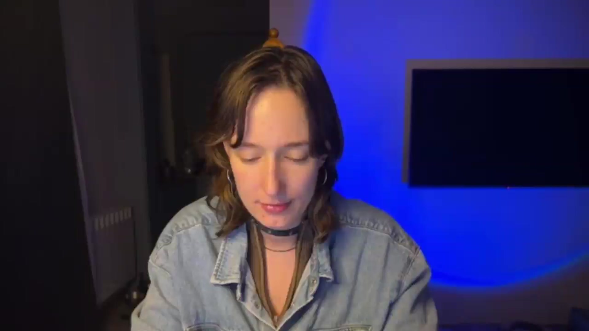 Gallery image thumbnail from LoooneyTunes's myfreecams stream on, 06/11/2026, 22:27 image 14 of 20