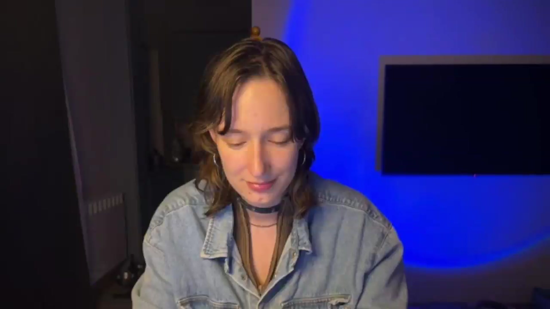 Gallery image thumbnail from LoooneyTunes's myfreecams stream on, 06/11/2026, 22:27 image 15 of 20