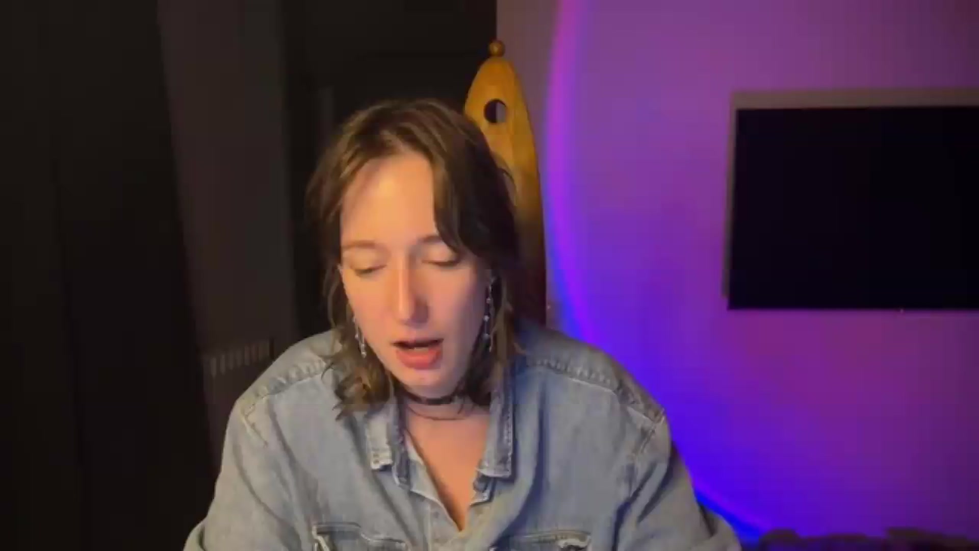 Gallery image thumbnail from LoooneyTunes's myfreecams stream on, 06/14/2026, 21:21 image 6 of 20