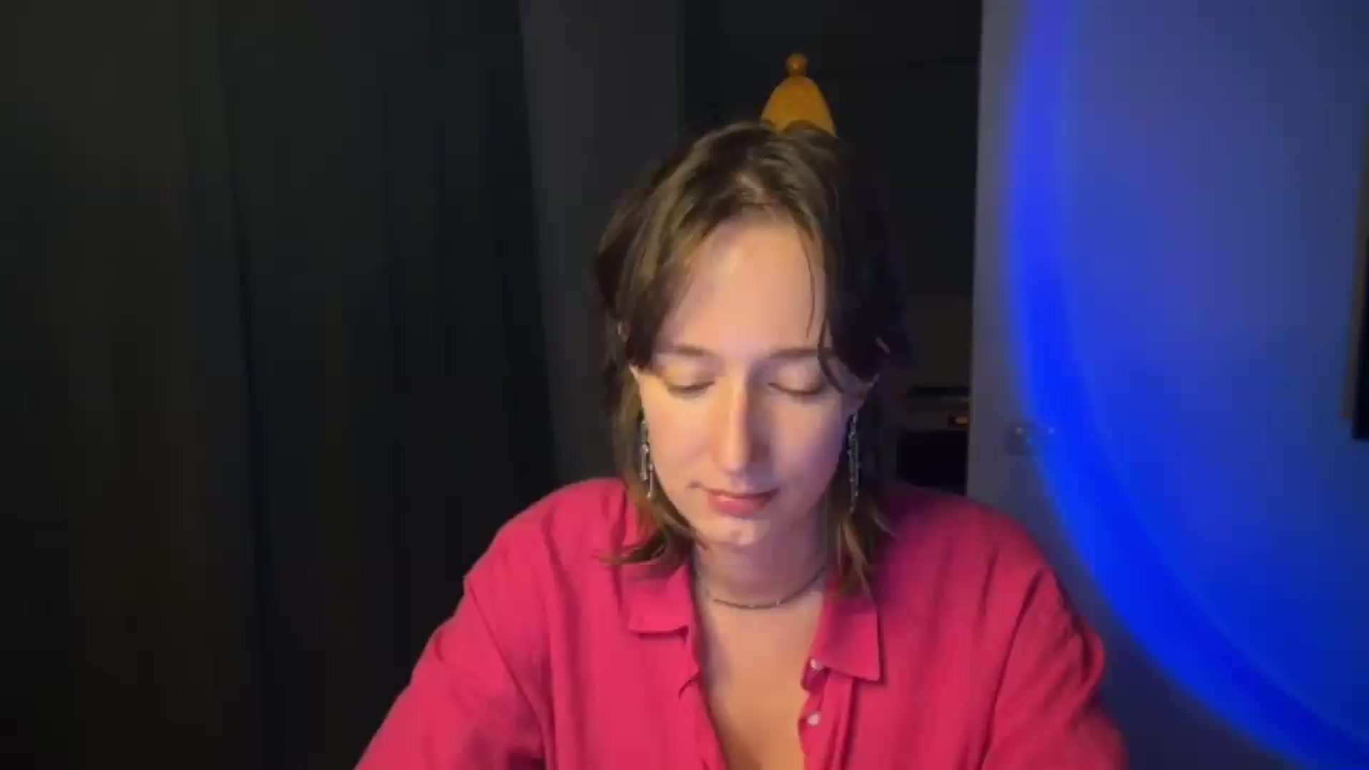 Gallery image thumbnail from LoooneyTunes's myfreecams stream on, 06/15/2026, 20:07 image 6 of 20
