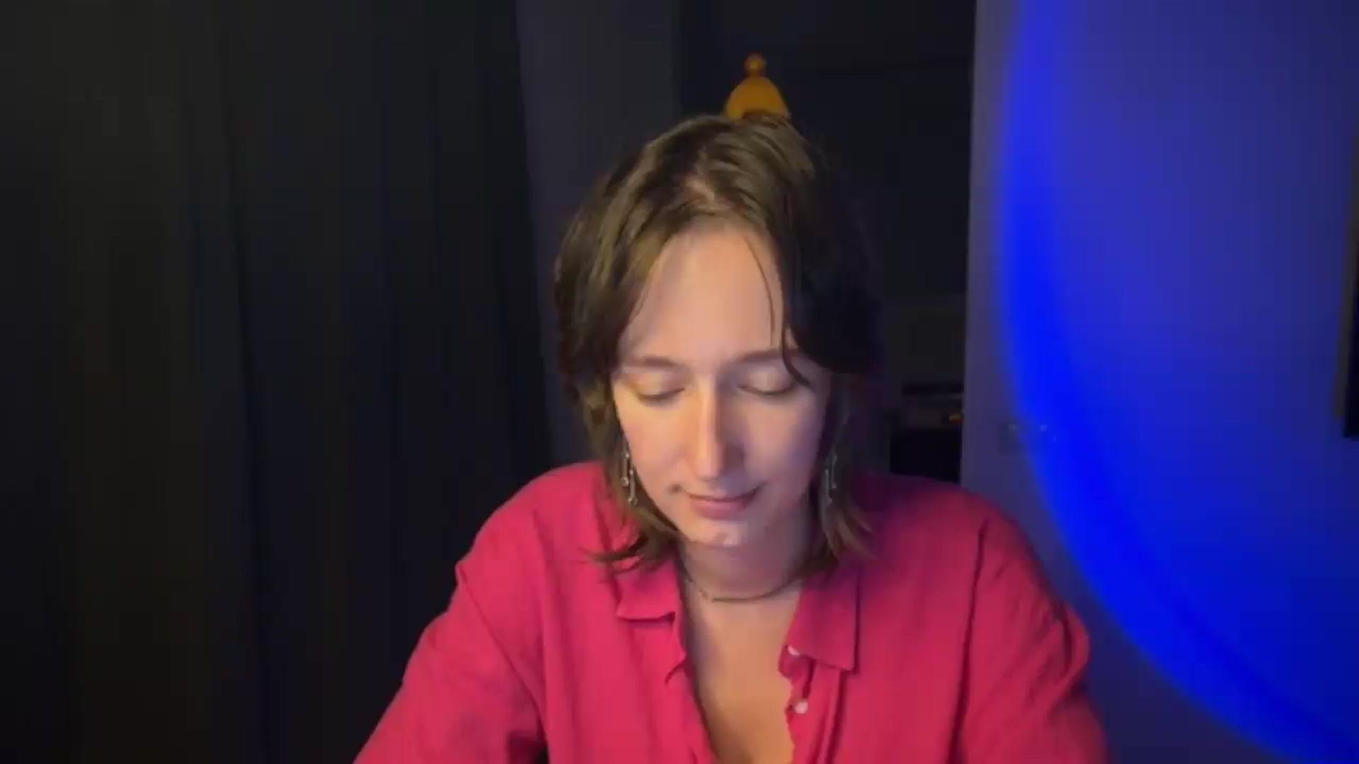 Gallery image thumbnail from LoooneyTunes's myfreecams stream on, 06/15/2026, 20:07 image 2 of 20