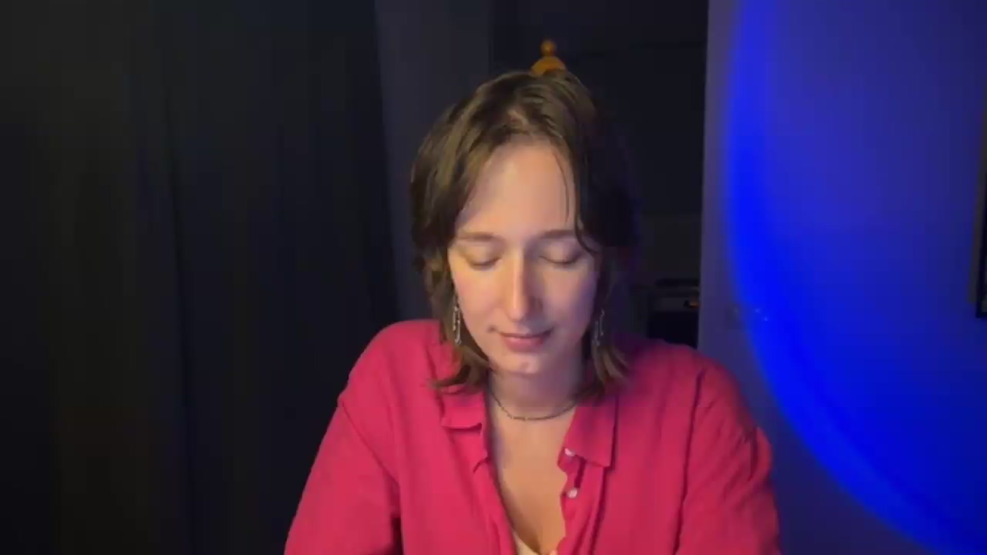 Gallery image thumbnail from LoooneyTunes's myfreecams stream on, 06/15/2026, 20:07 image 1 of 20