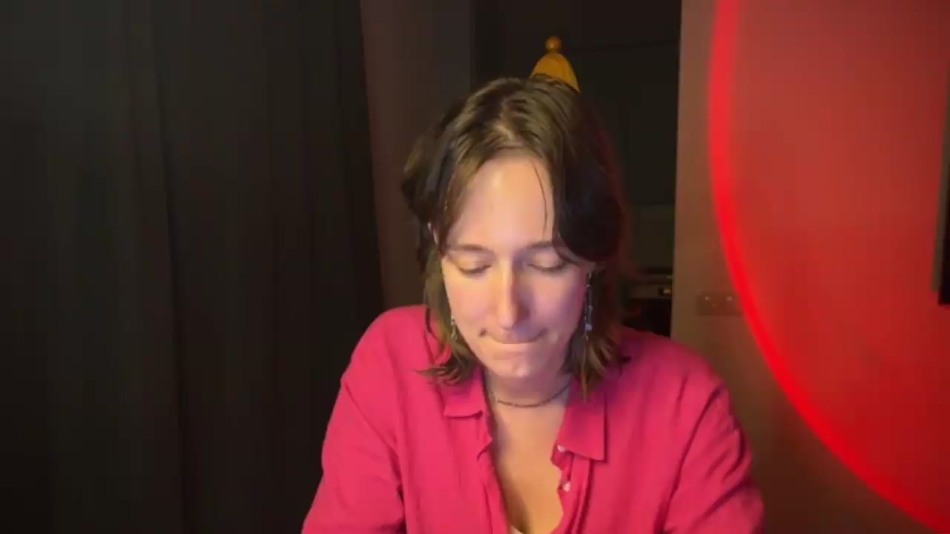 Gallery image thumbnail from LoooneyTunes's myfreecams stream on, 06/15/2026, 20:07 image 17 of 20