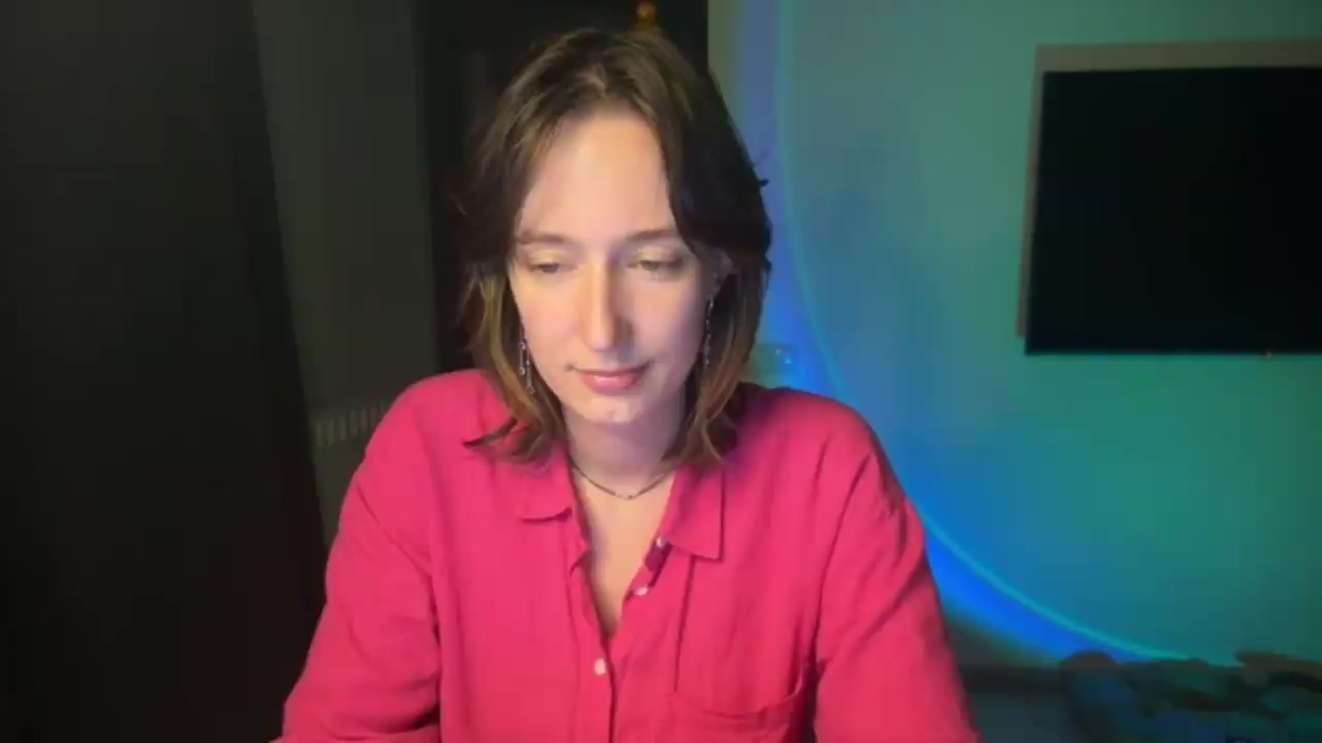 Gallery image thumbnail from LoooneyTunes's myfreecams stream on, 06/16/2026, 24:50 image 2 of 20