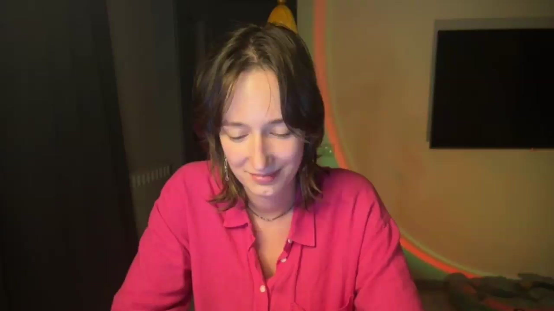 Gallery image thumbnail from LoooneyTunes's myfreecams stream on, 06/16/2026, 24:50 image 11 of 20