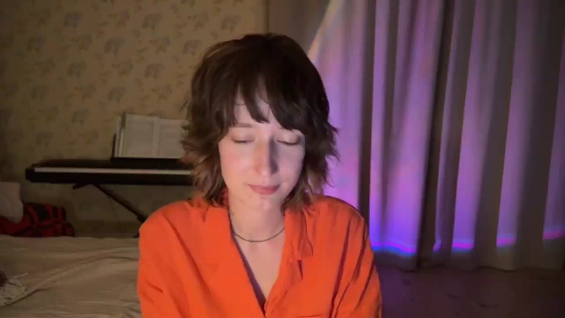 Gallery image thumbnail from LoooneyTunes's myfreecams stream on, 06/20/2026, 24:59 image 9 of 20