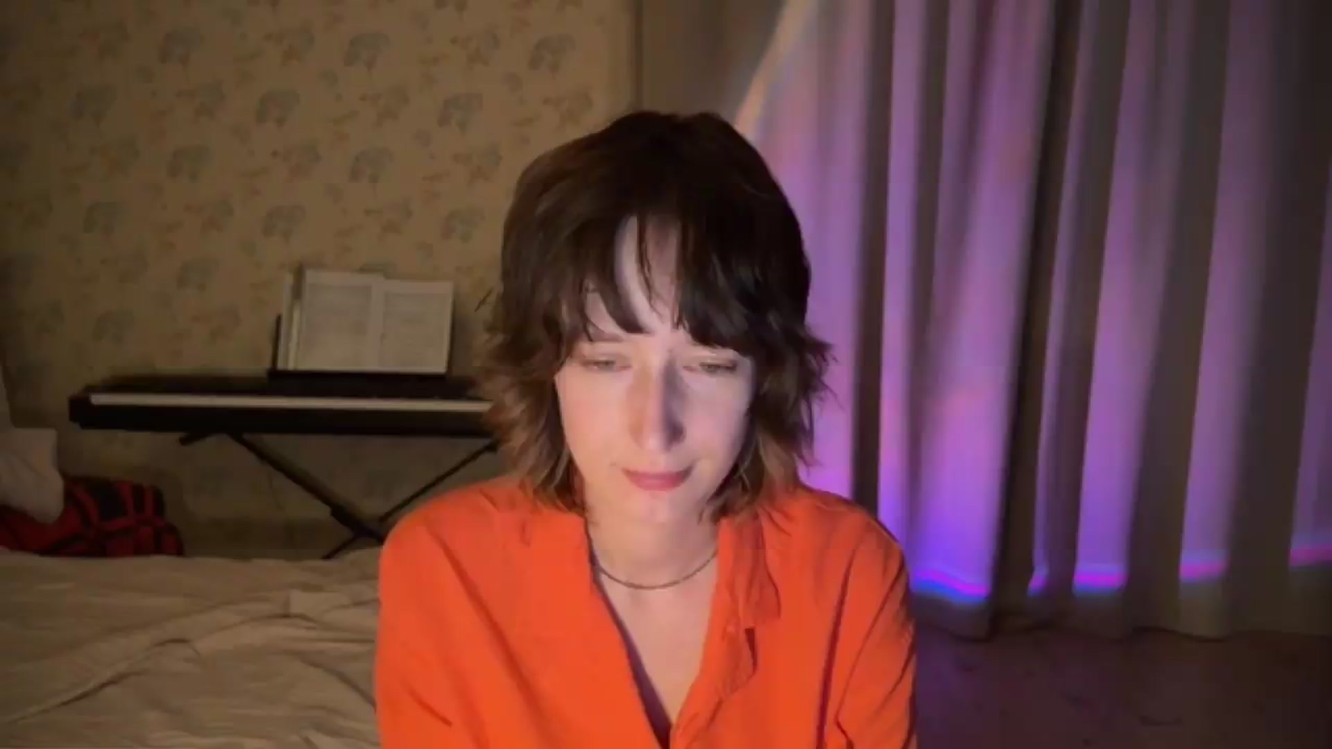 Gallery image thumbnail from LoooneyTunes's myfreecams stream on, 06/20/2026, 01:43 image 5 of 20