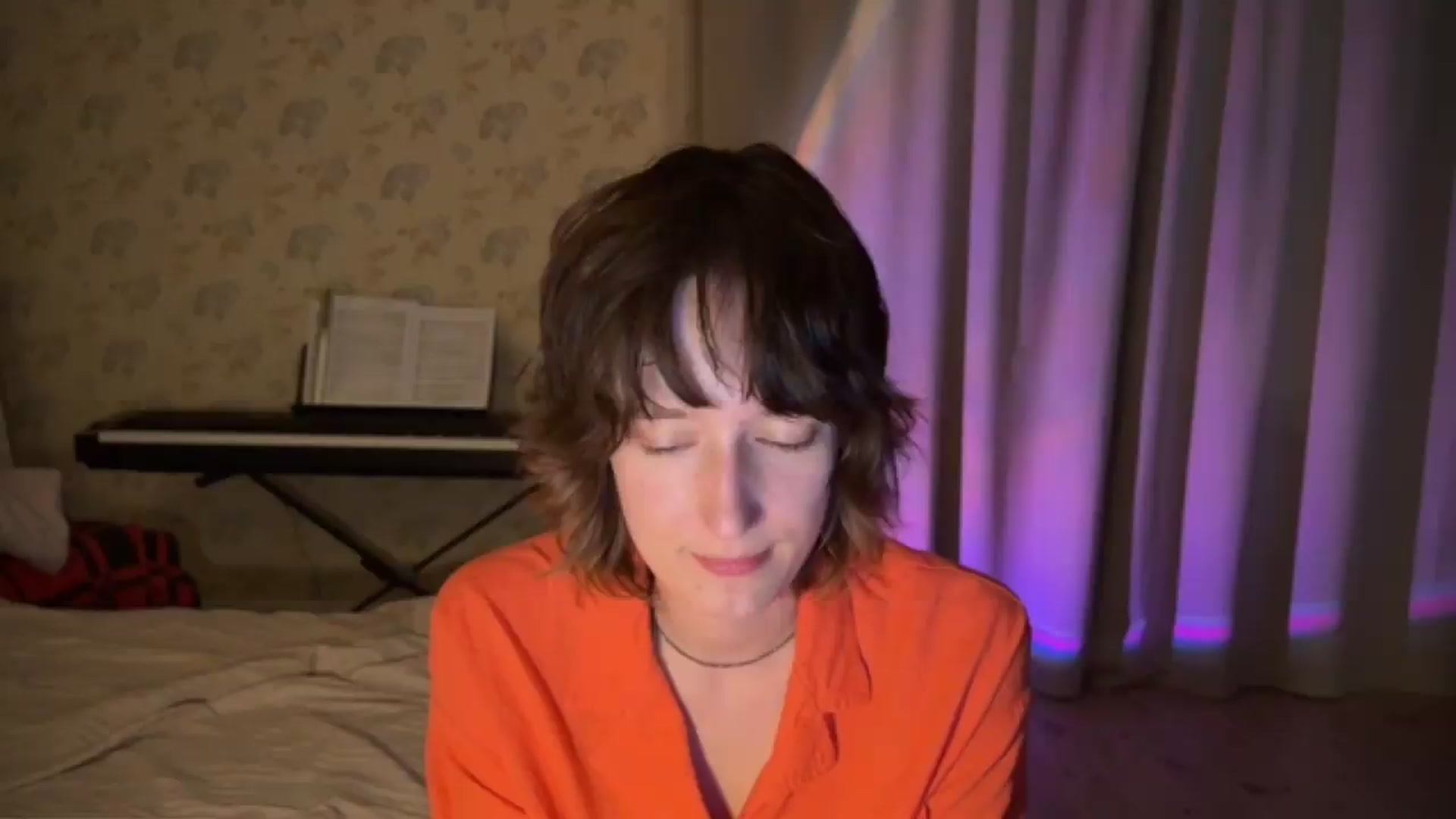 Gallery image thumbnail from LoooneyTunes's myfreecams stream on, 06/20/2026, 01:43 image 3 of 20