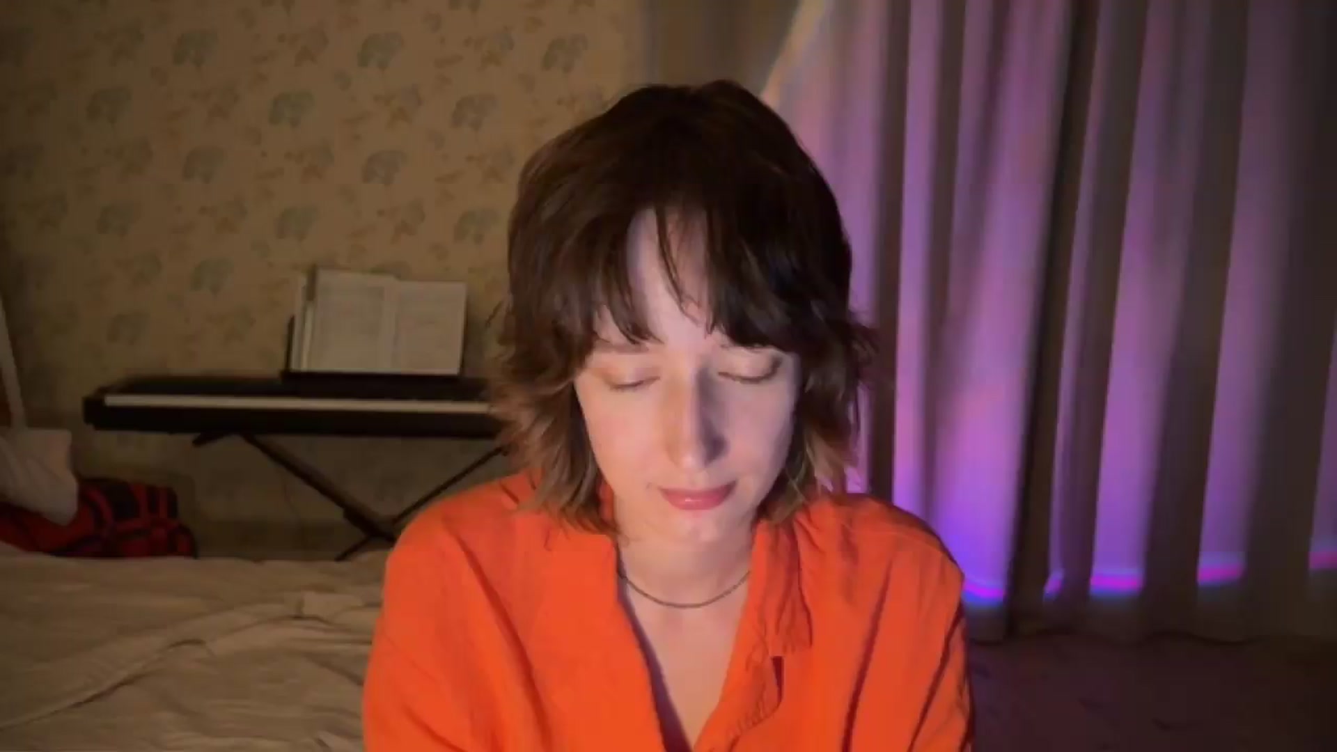 Gallery image thumbnail from LoooneyTunes's myfreecams stream on, 06/20/2026, 01:43 image 16 of 20