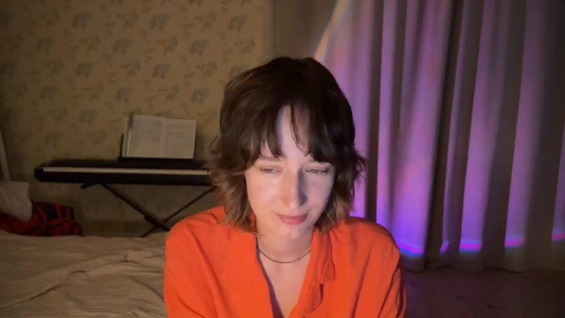 Gallery image thumbnail from LoooneyTunes's myfreecams stream on, 06/20/2026, 01:43 image 15 of 20
