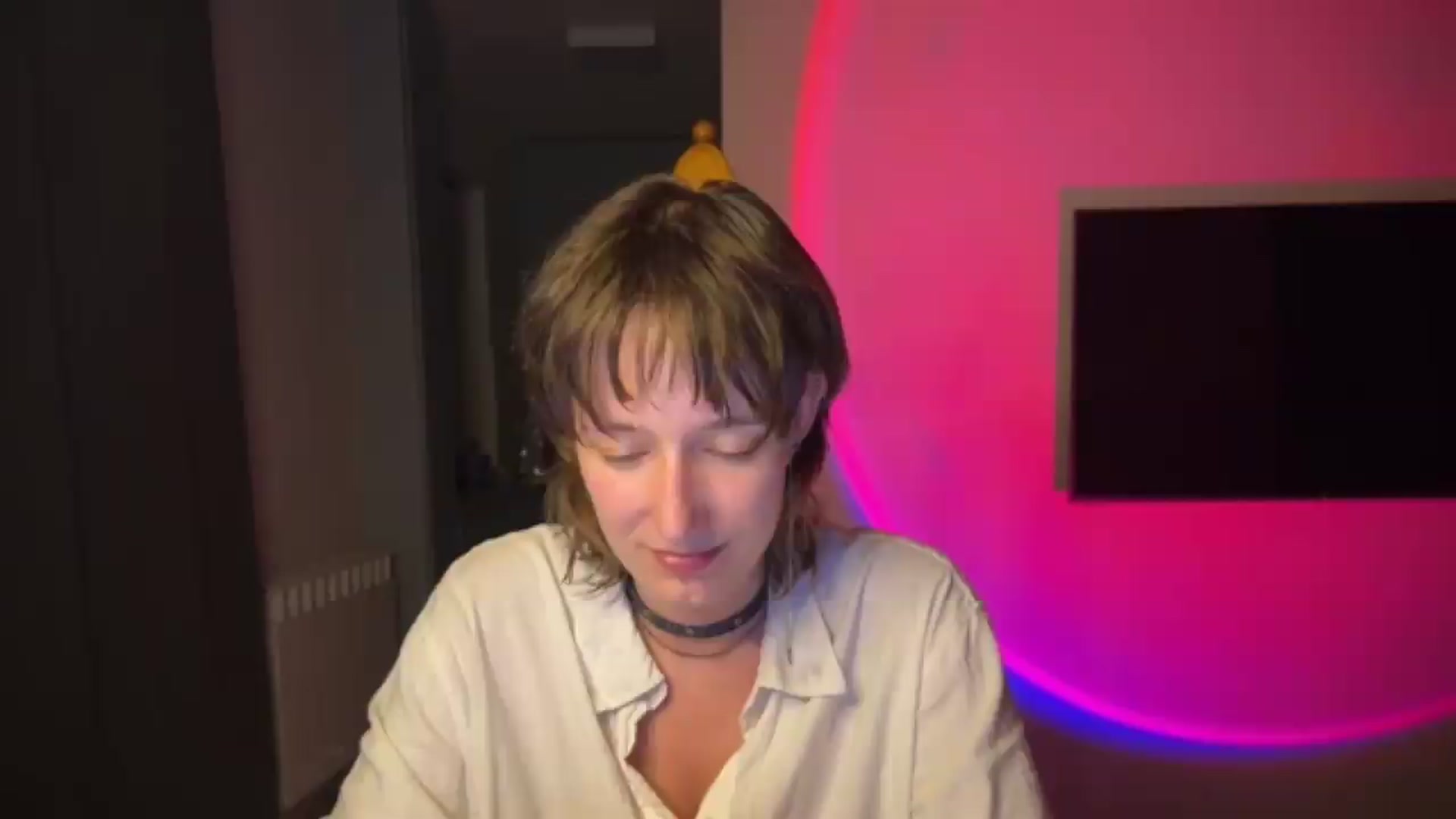 Gallery image thumbnail from LoooneyTunes's myfreecams stream on, 06/22/2026, 21:45 image 6 of 20