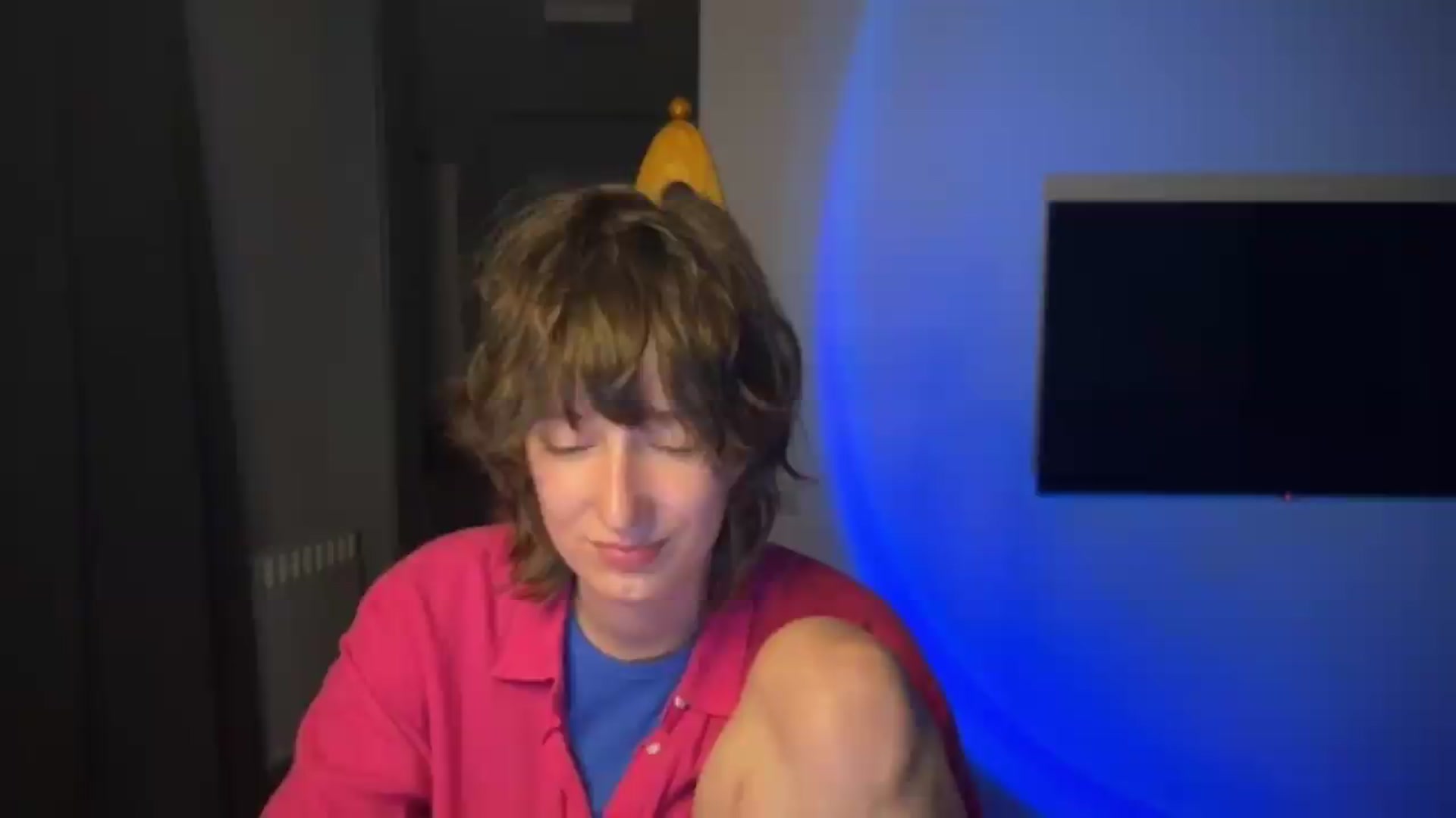 Gallery image thumbnail from LoooneyTunes's myfreecams stream on, 06/24/2026, 24:02 image 15 of 20