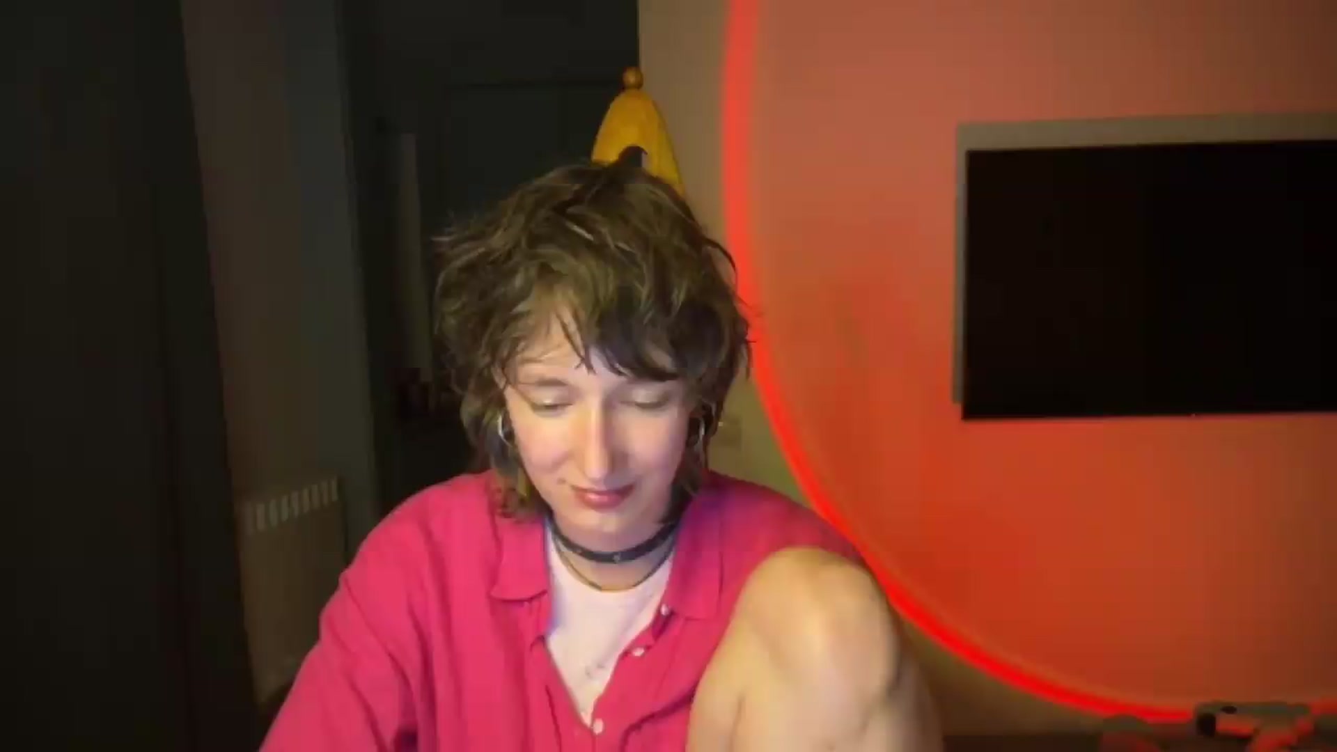 Gallery image thumbnail from LoooneyTunes's myfreecams stream on, 06/25/2026, 23:36 image 15 of 20