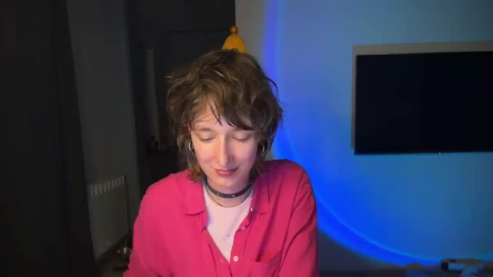 Gallery image thumbnail from LoooneyTunes's myfreecams stream on, 06/25/2026, 23:36 image 19 of 20