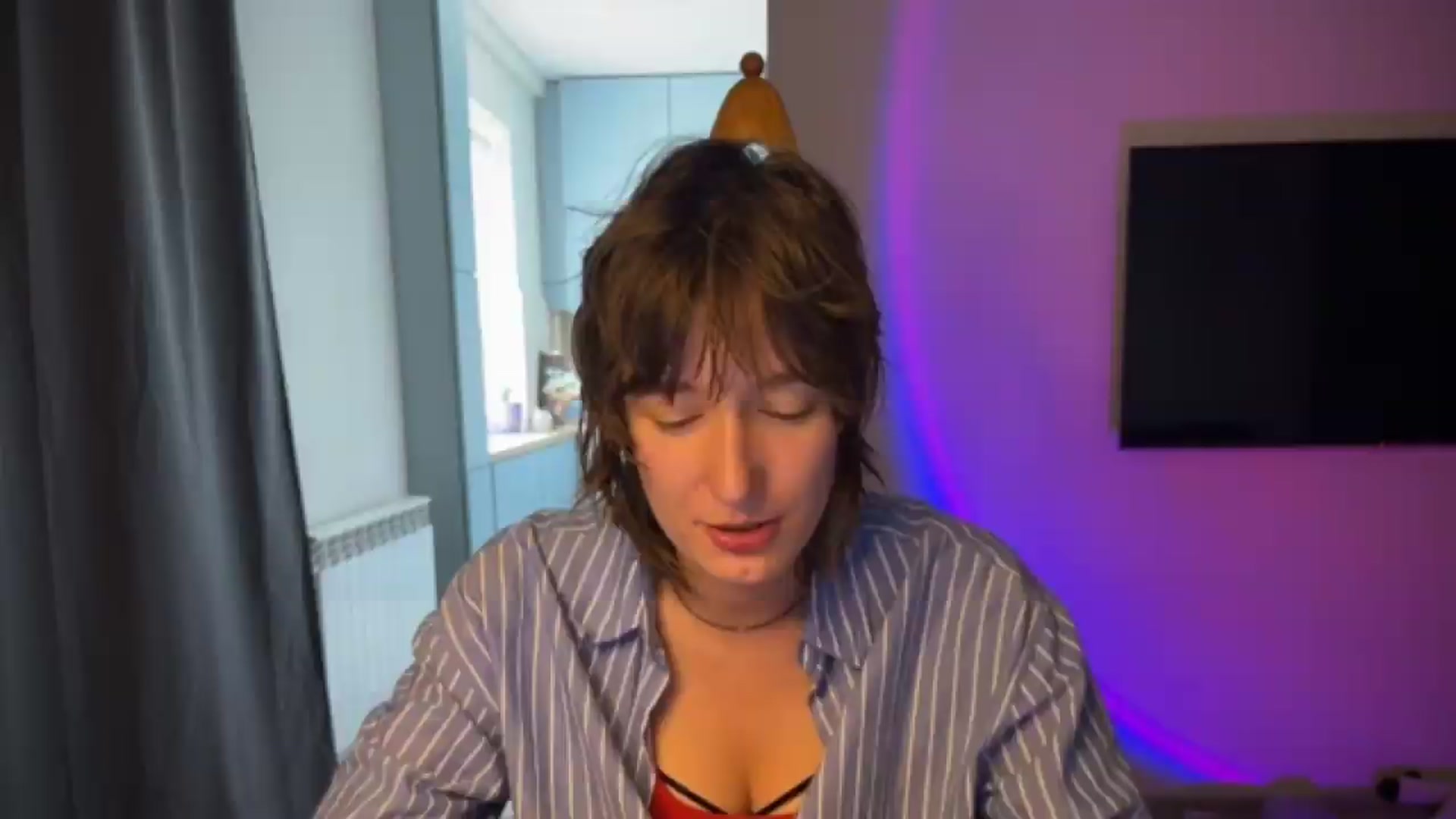 Gallery image thumbnail from LoooneyTunes's myfreecams stream on, 06/27/2026, 12:00 image 14 of 20
