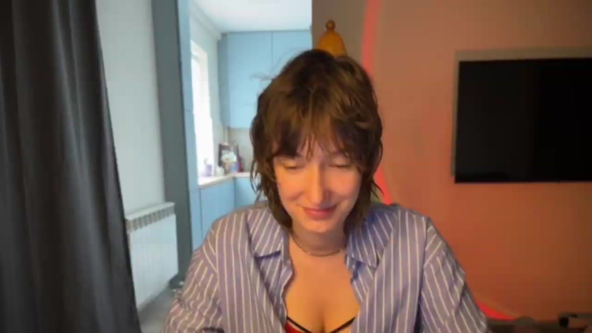 Gallery image thumbnail from LoooneyTunes's myfreecams stream on, 06/27/2026, 12:00 image 7 of 20