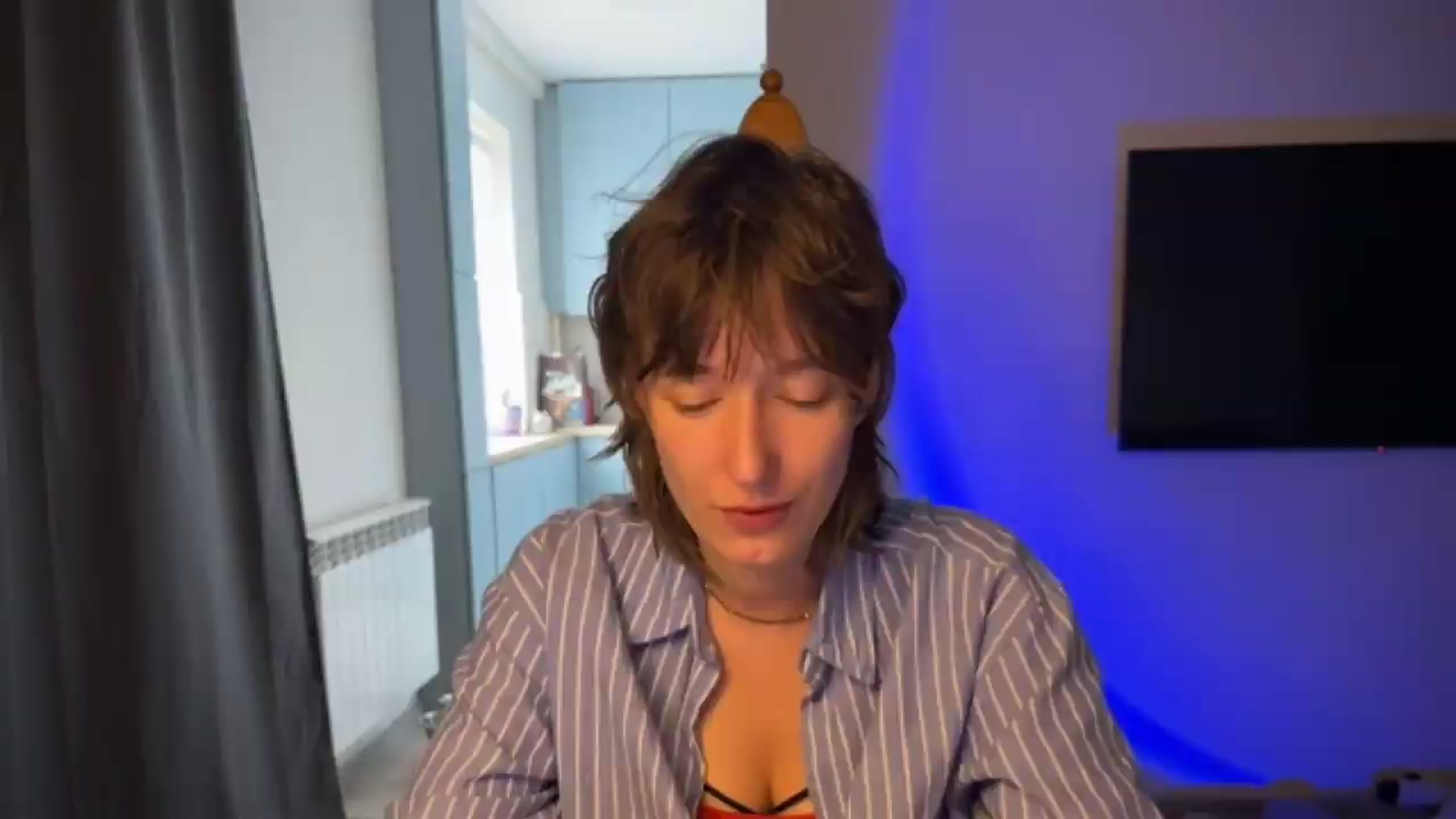 Gallery image thumbnail from LoooneyTunes's myfreecams stream on, 06/27/2026, 12:00 image 4 of 20