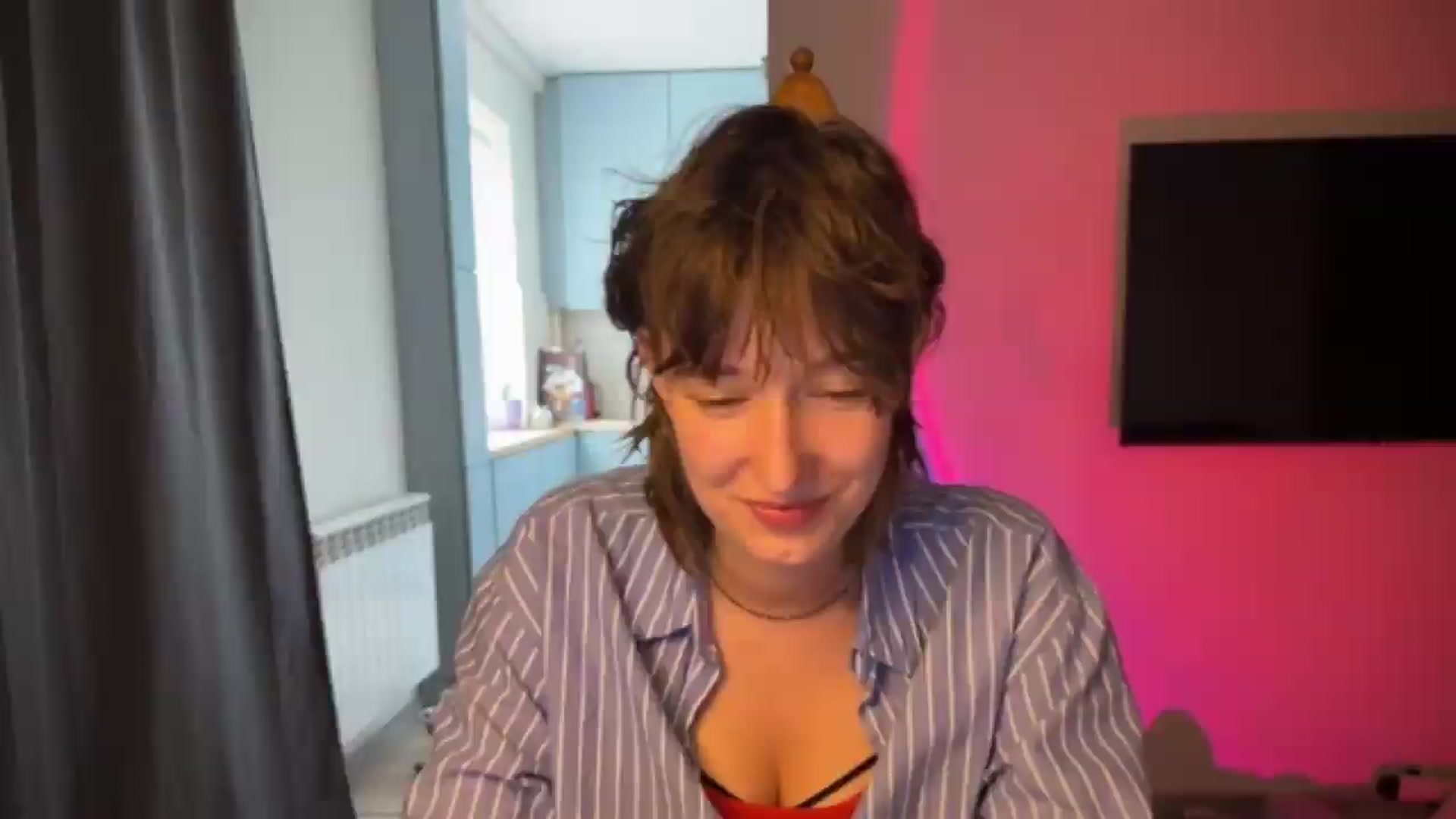 Gallery image thumbnail from LoooneyTunes's myfreecams stream on, 06/27/2026, 12:00 image 20 of 20