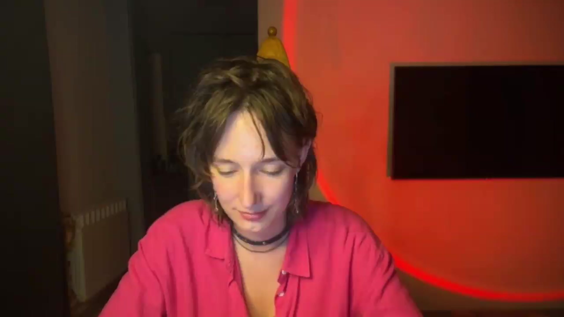 Gallery image thumbnail from LoooneyTunes's myfreecams stream on, 06/28/2026, 23:19 image 17 of 20