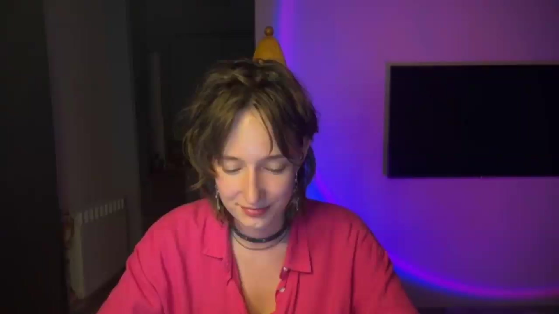 Gallery image thumbnail from LoooneyTunes's myfreecams stream on, 06/28/2026, 23:19 image 6 of 20